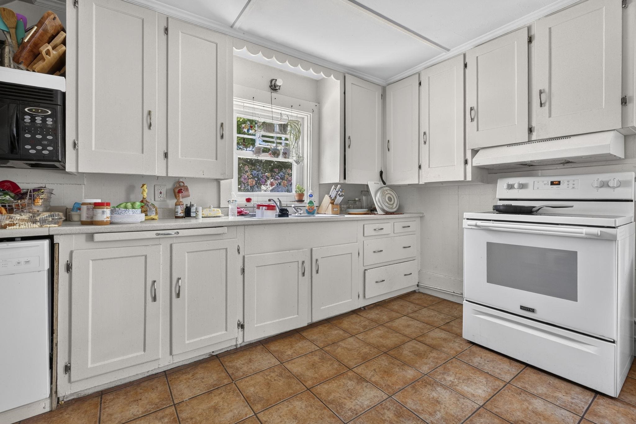 9 Lincoln Street Property Photo 39