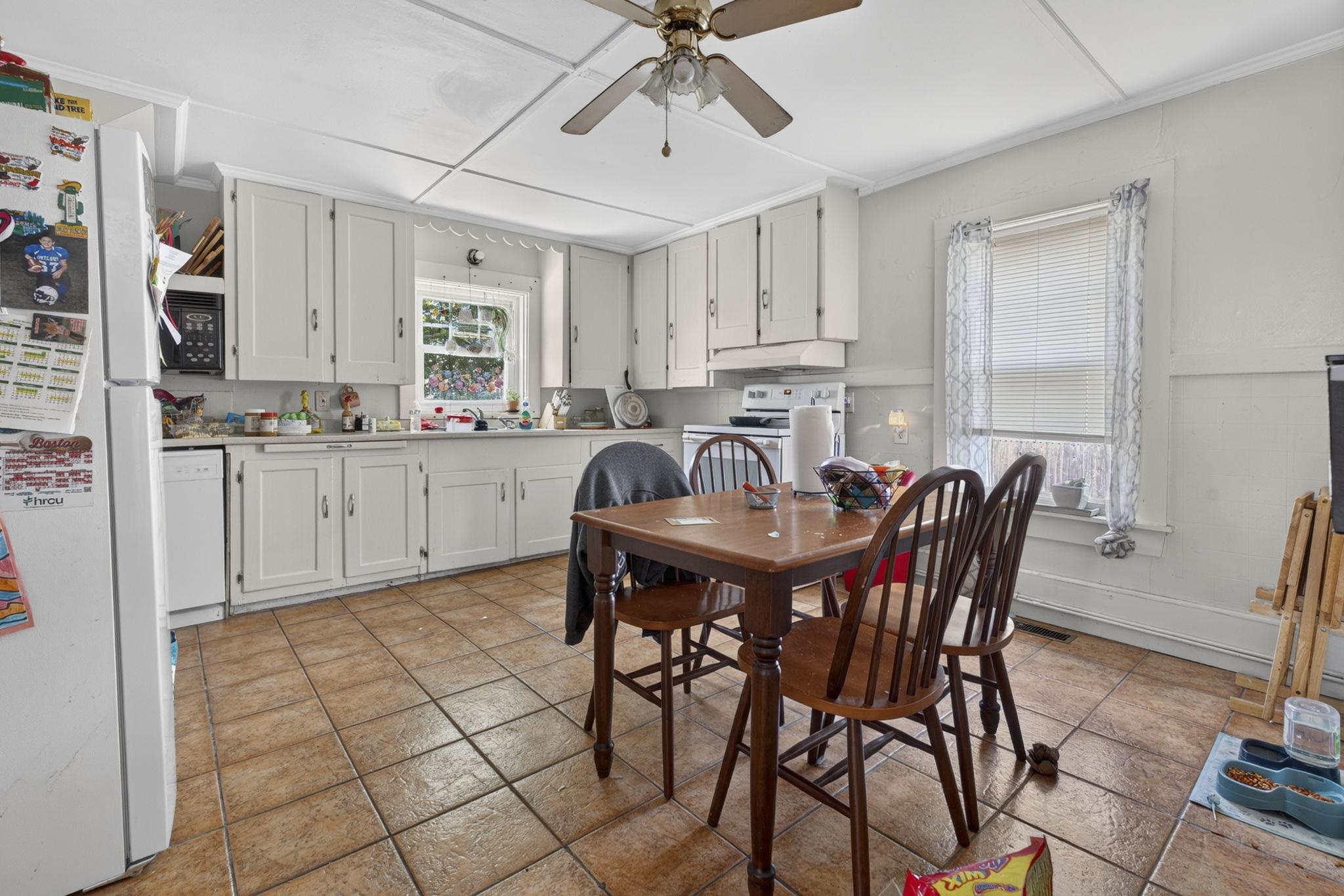 9 Lincoln Street Property Photo 40