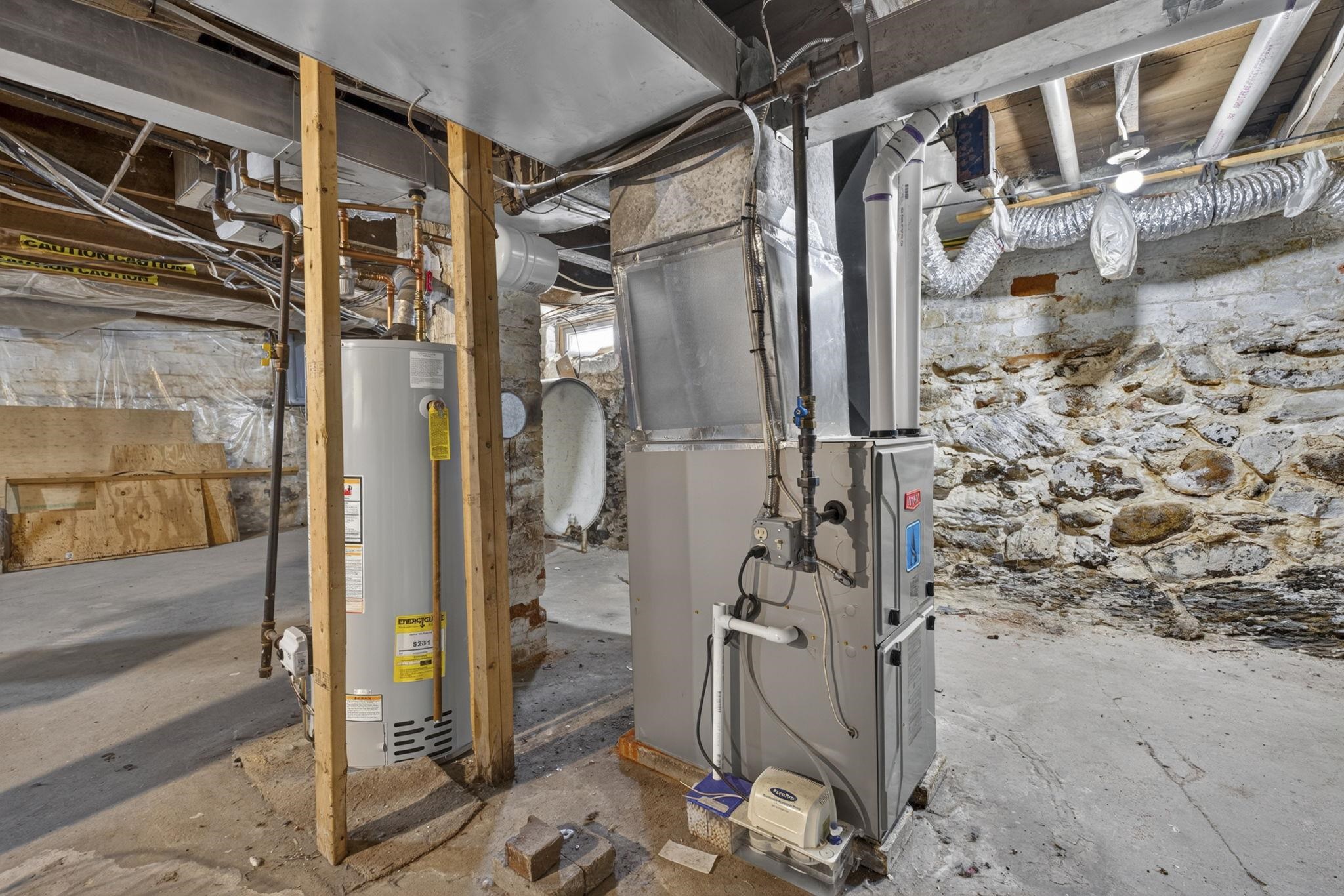9 Lincoln Street Property Photo 45