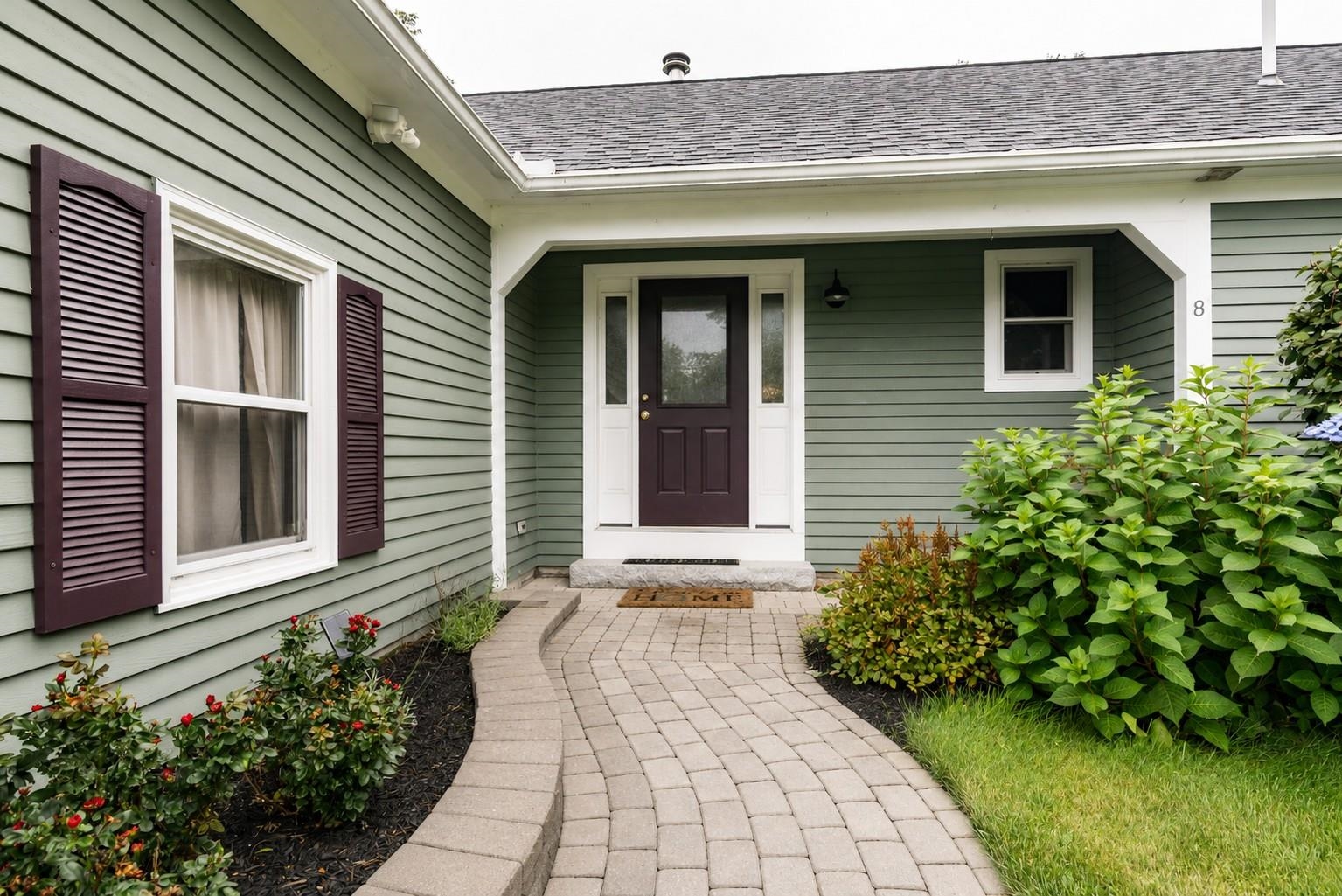 8 Mulligan Drive Property Photo 2
