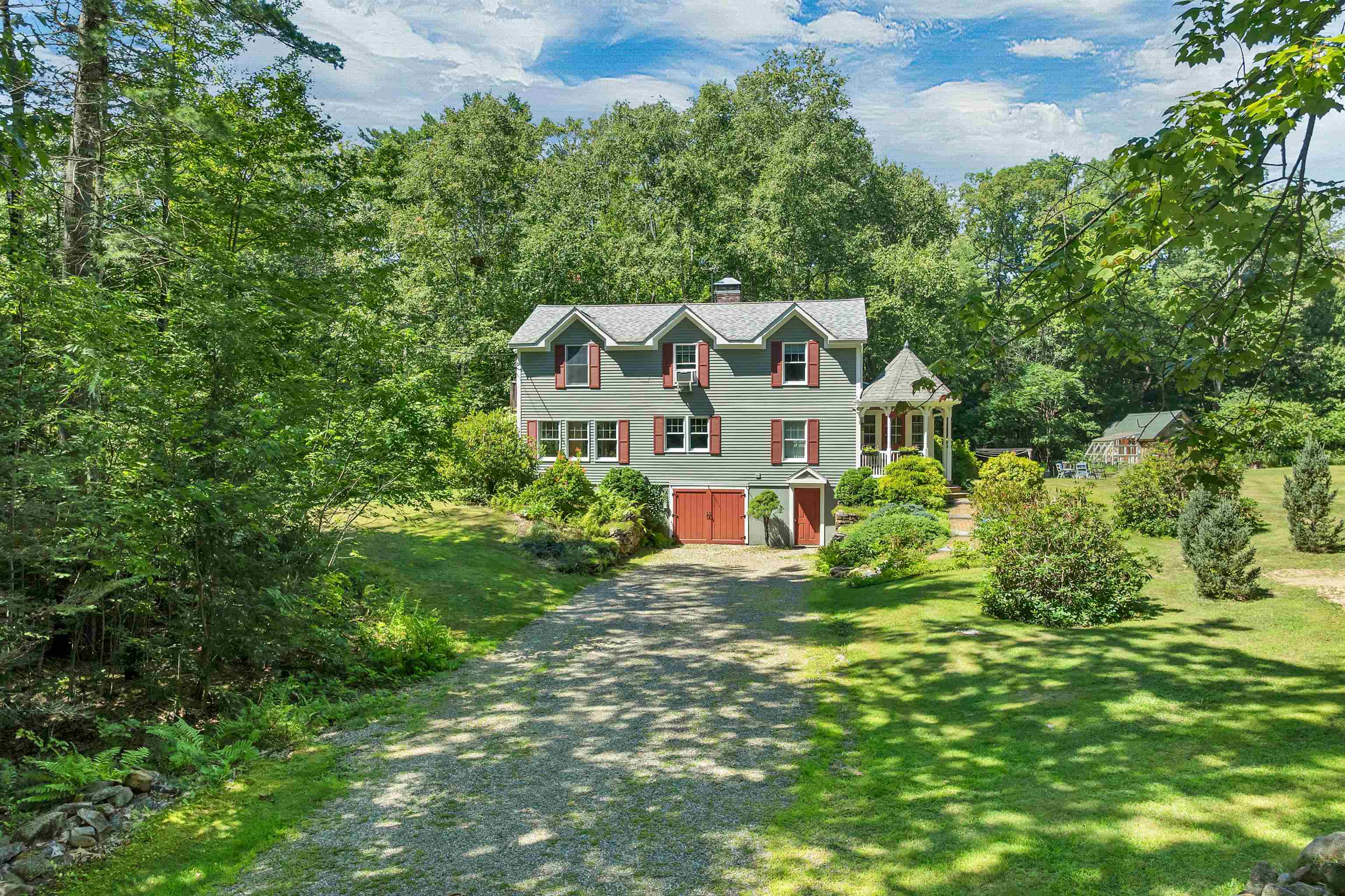 27 Swallow Road Property Photo 6