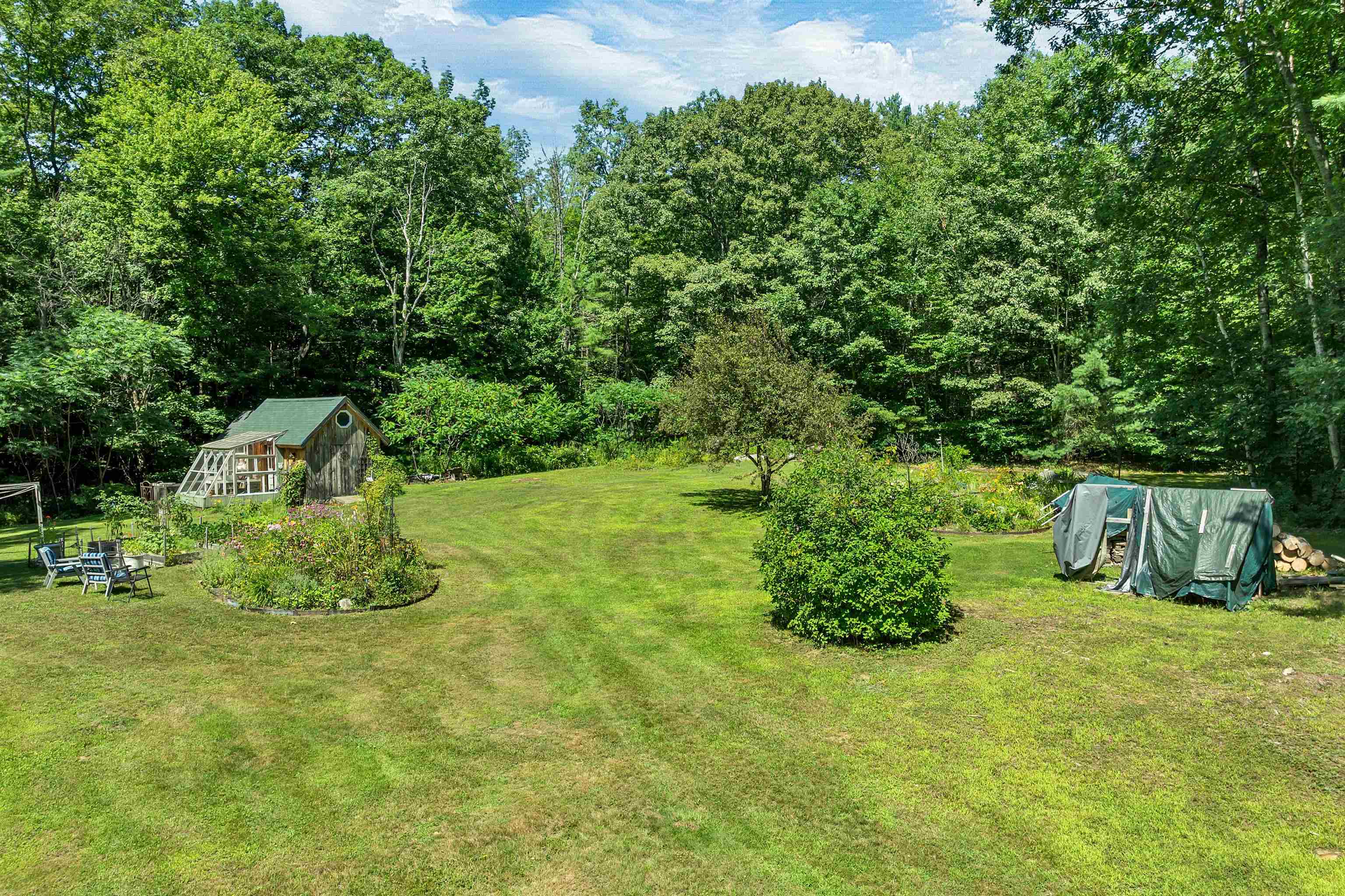27 Swallow Road Property Photo 12