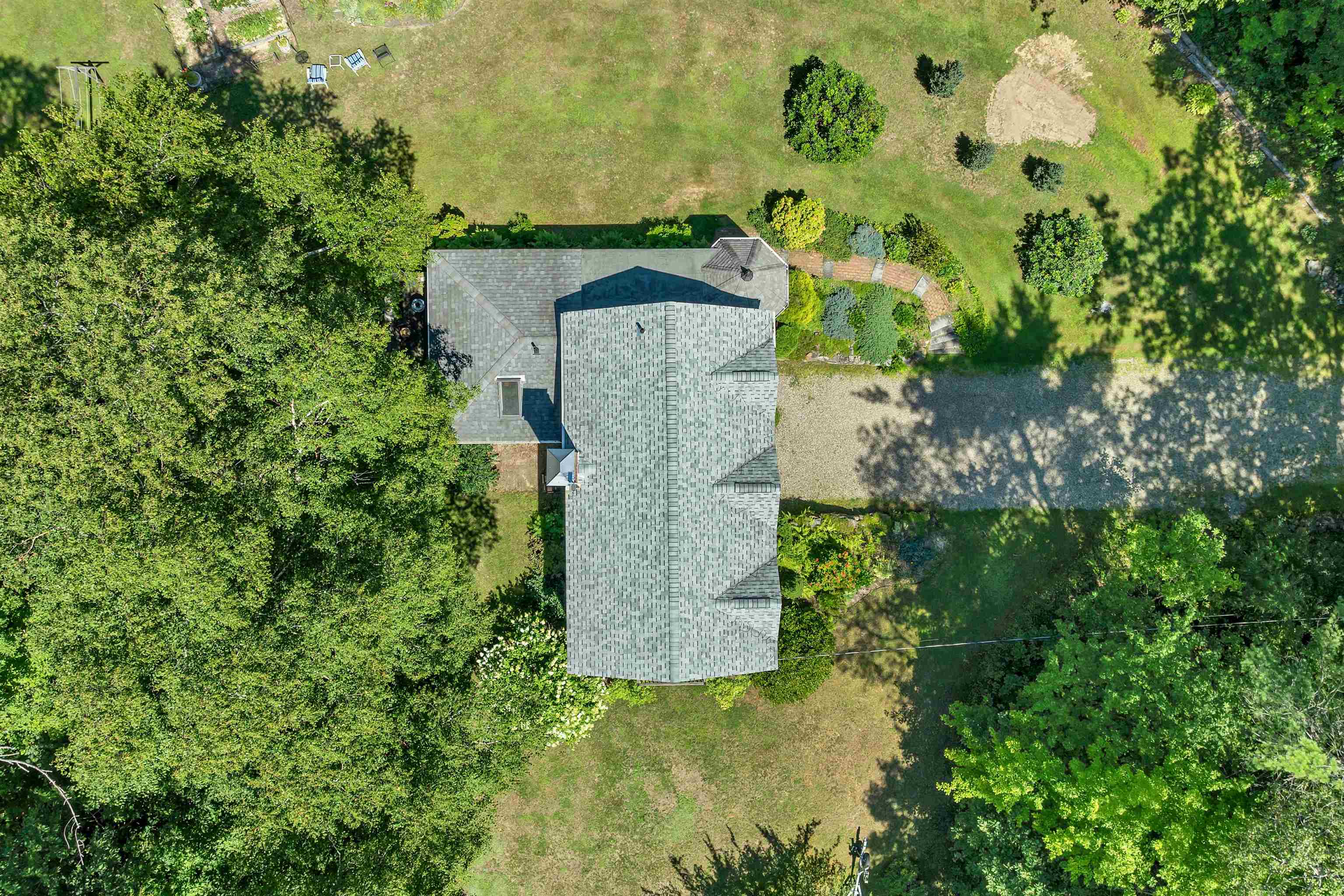 27 Swallow Road Property Photo 14