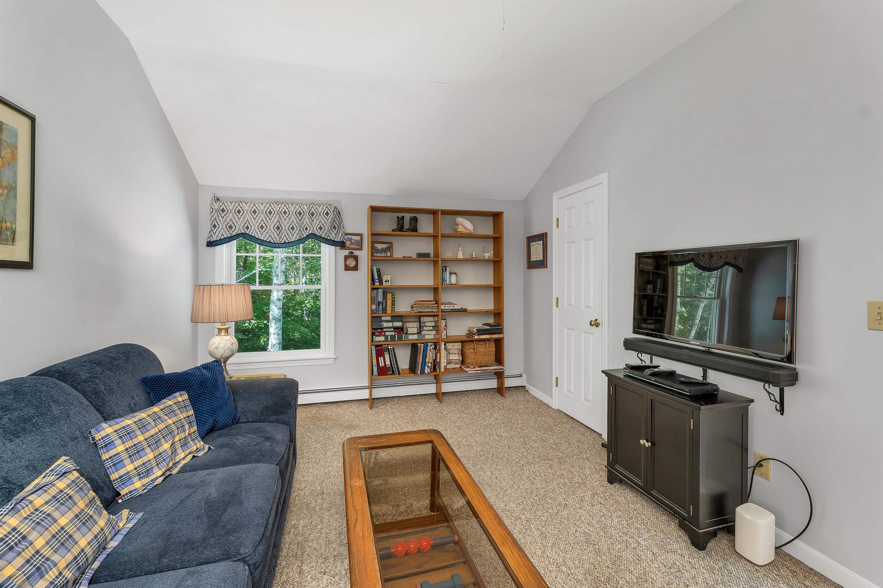 27 Swallow Road Property Photo 47