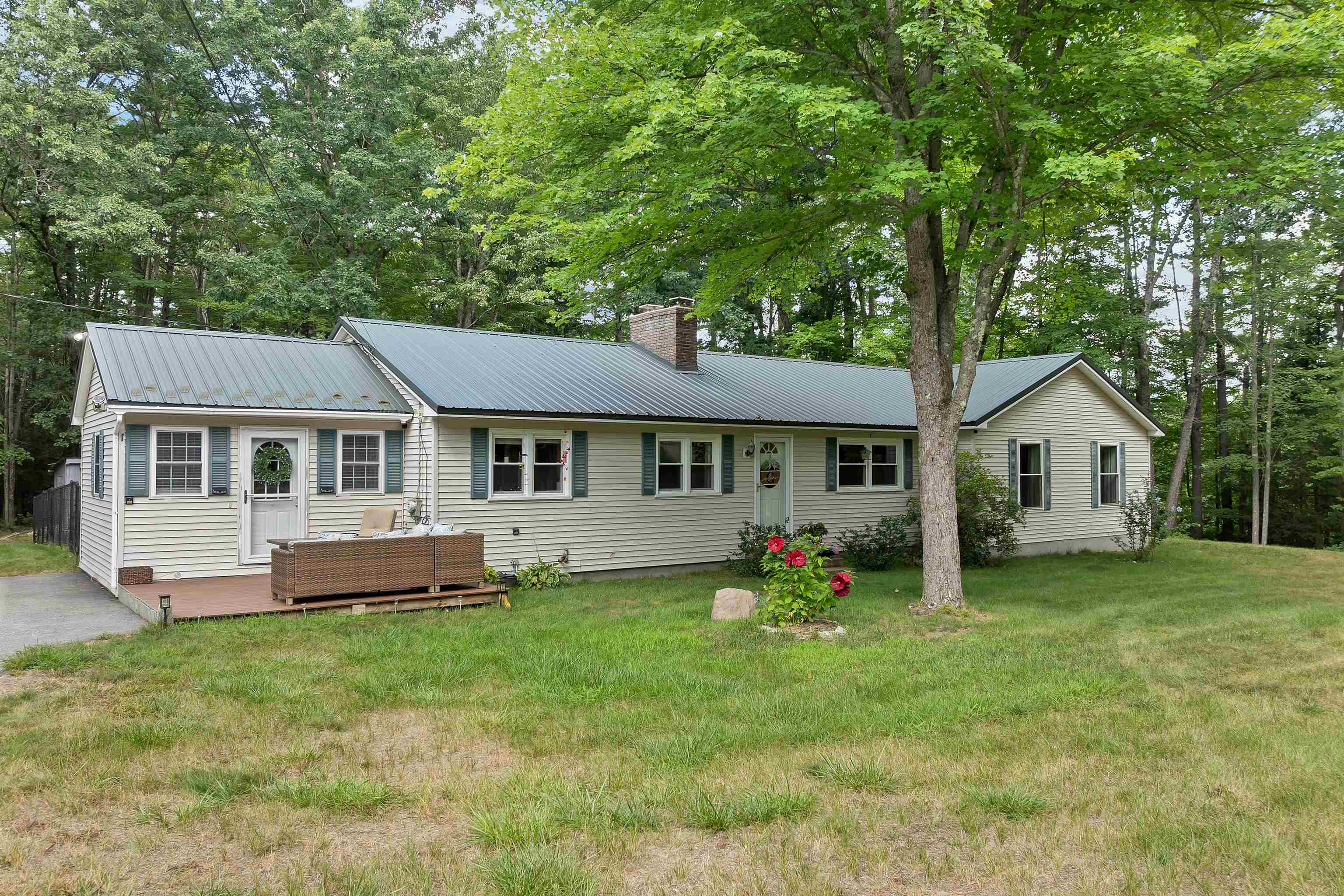 6 Ridgewood Drive Property Photo 1