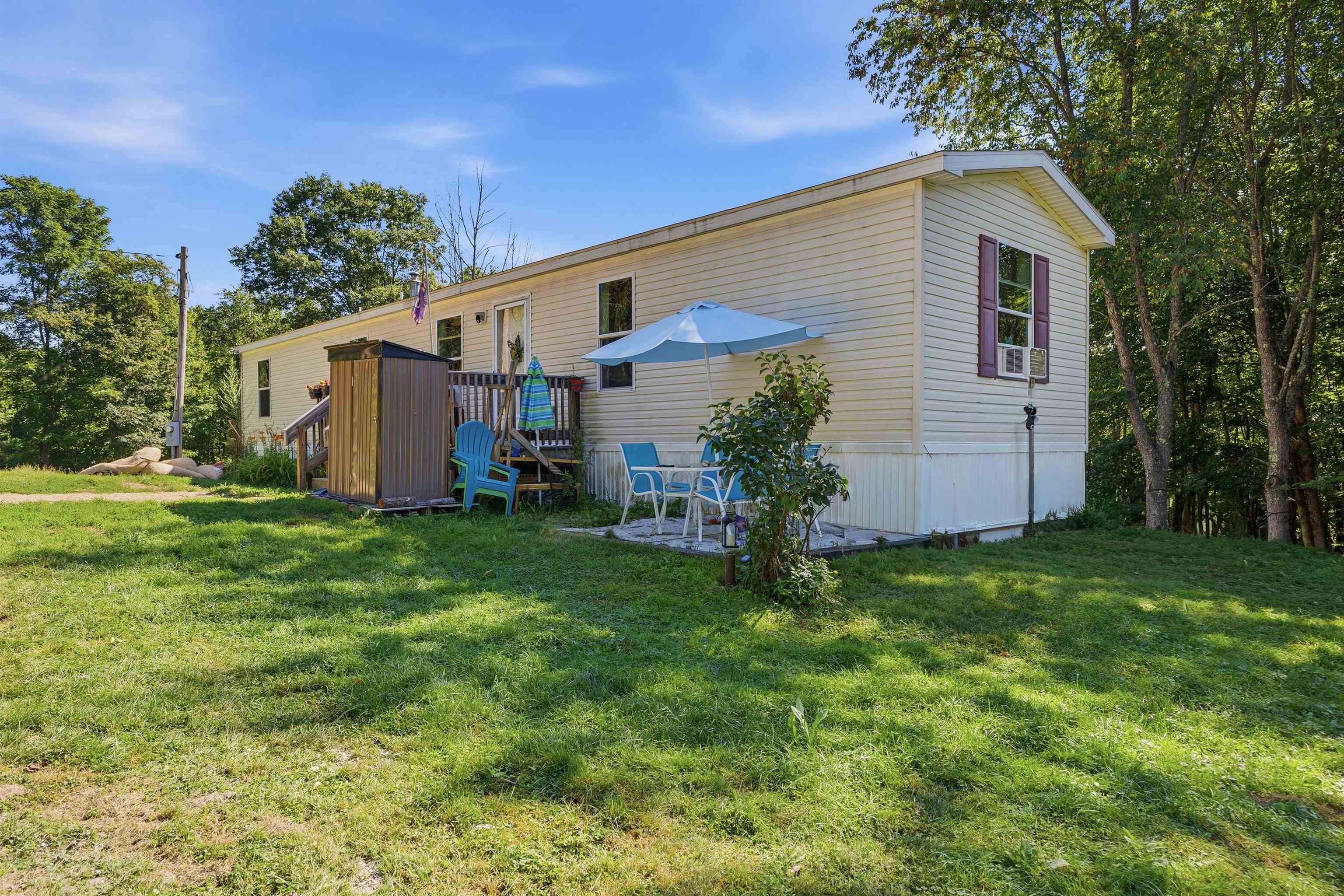 35 Thompson Road Property Photo 1