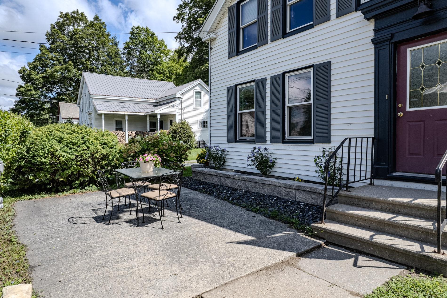 214 Beaman Street Property Photo 4