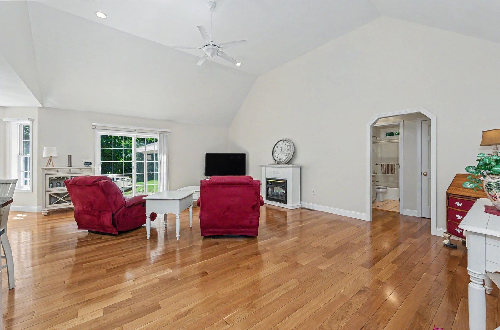 5 Cardinal Circle Property Photo 18