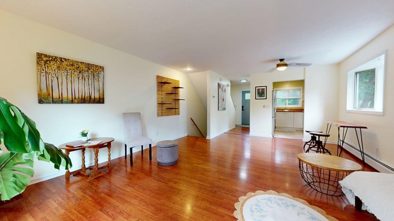 701 Dorset Street Property Photo 4