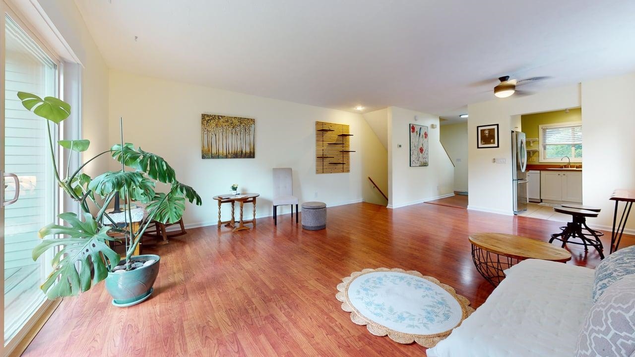 701 Dorset Street Property Photo 8