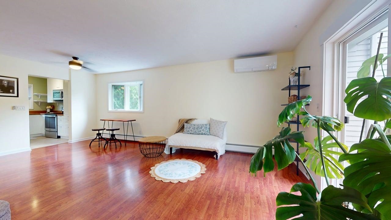 701 Dorset Street Property Photo 10