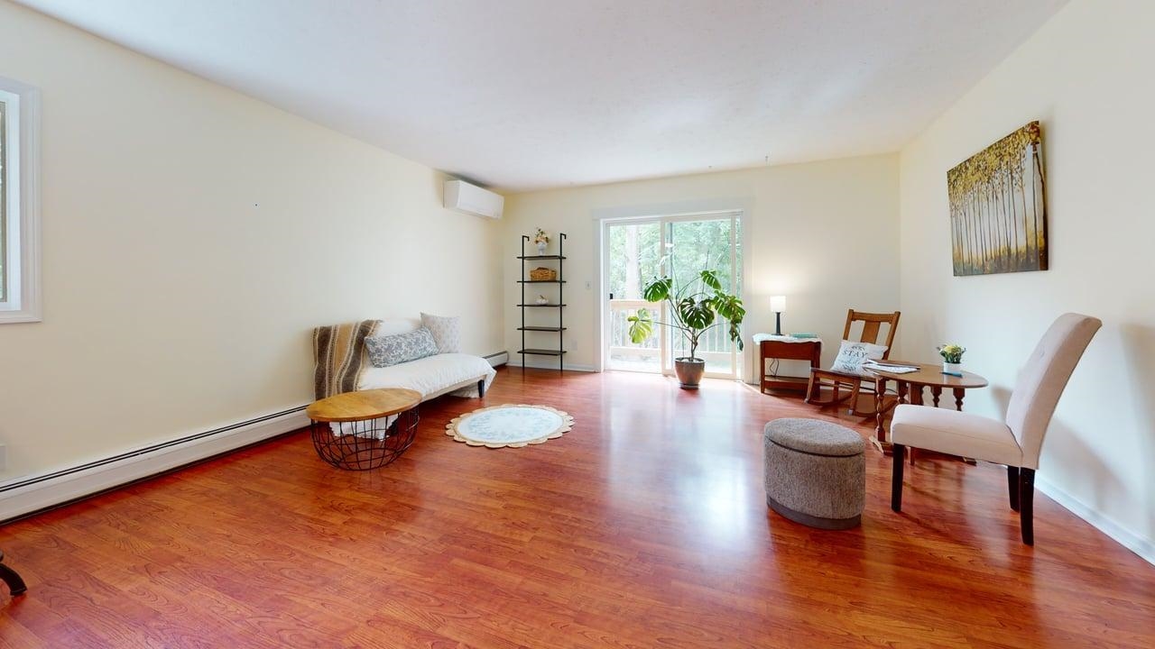 701 Dorset Street Property Photo 13