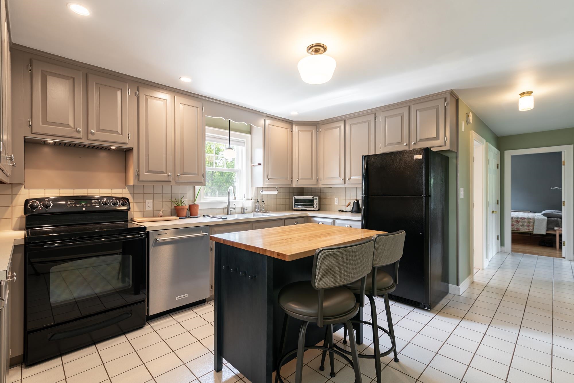 22 Crescent Avenue Property Photo 10