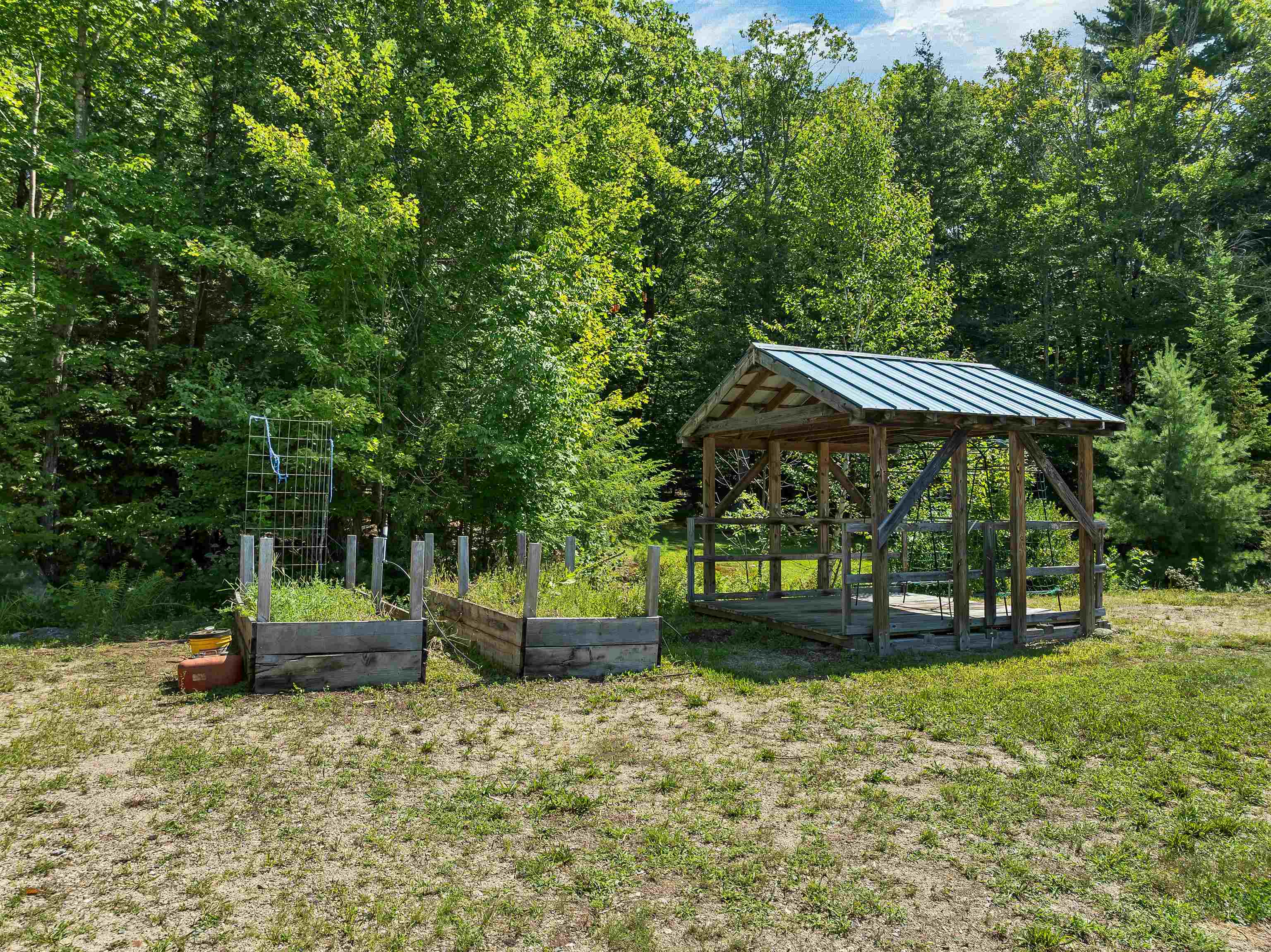 143 Middle Road Property Photo 16