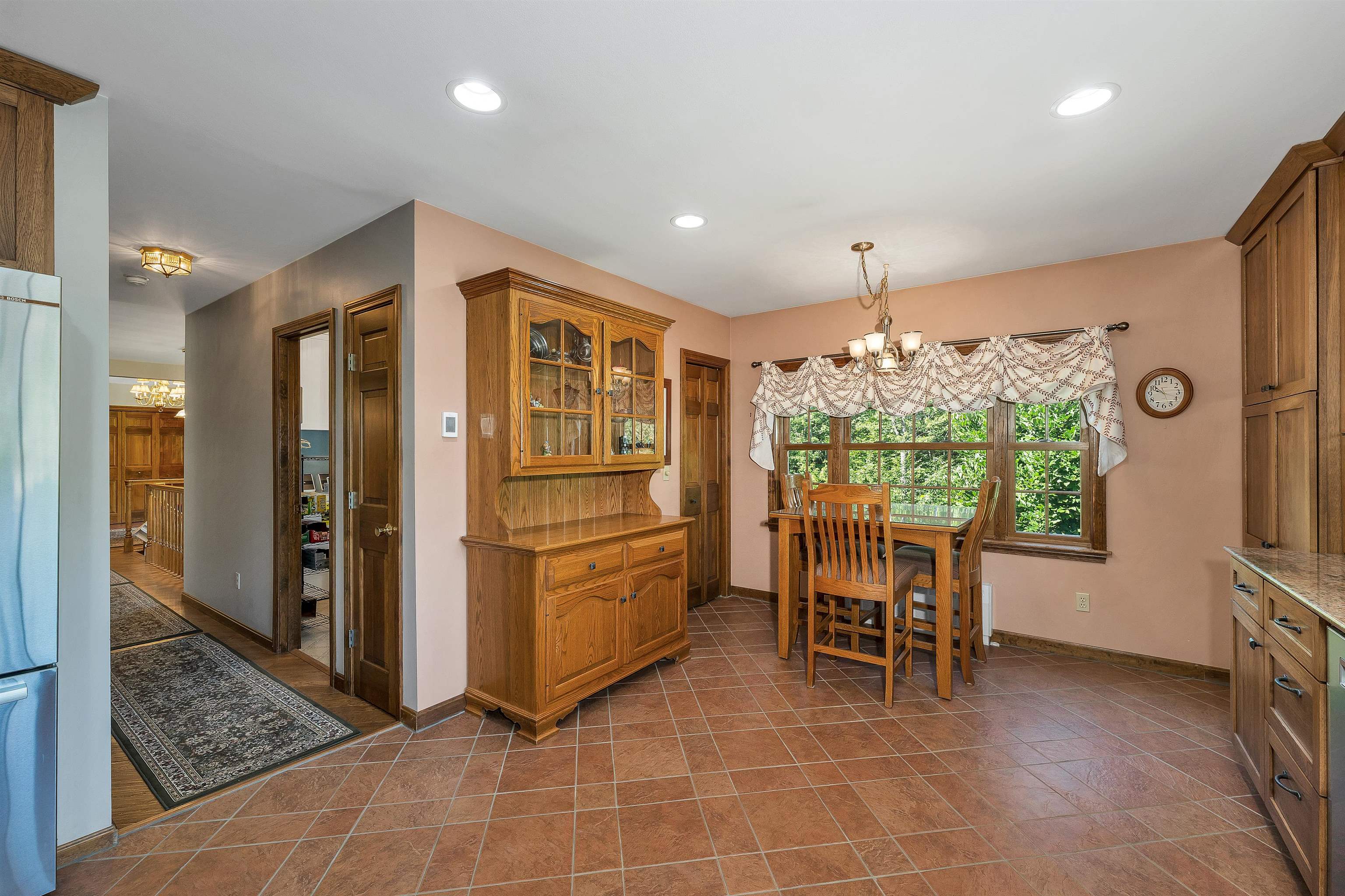 143 Middle Road Property Photo 35