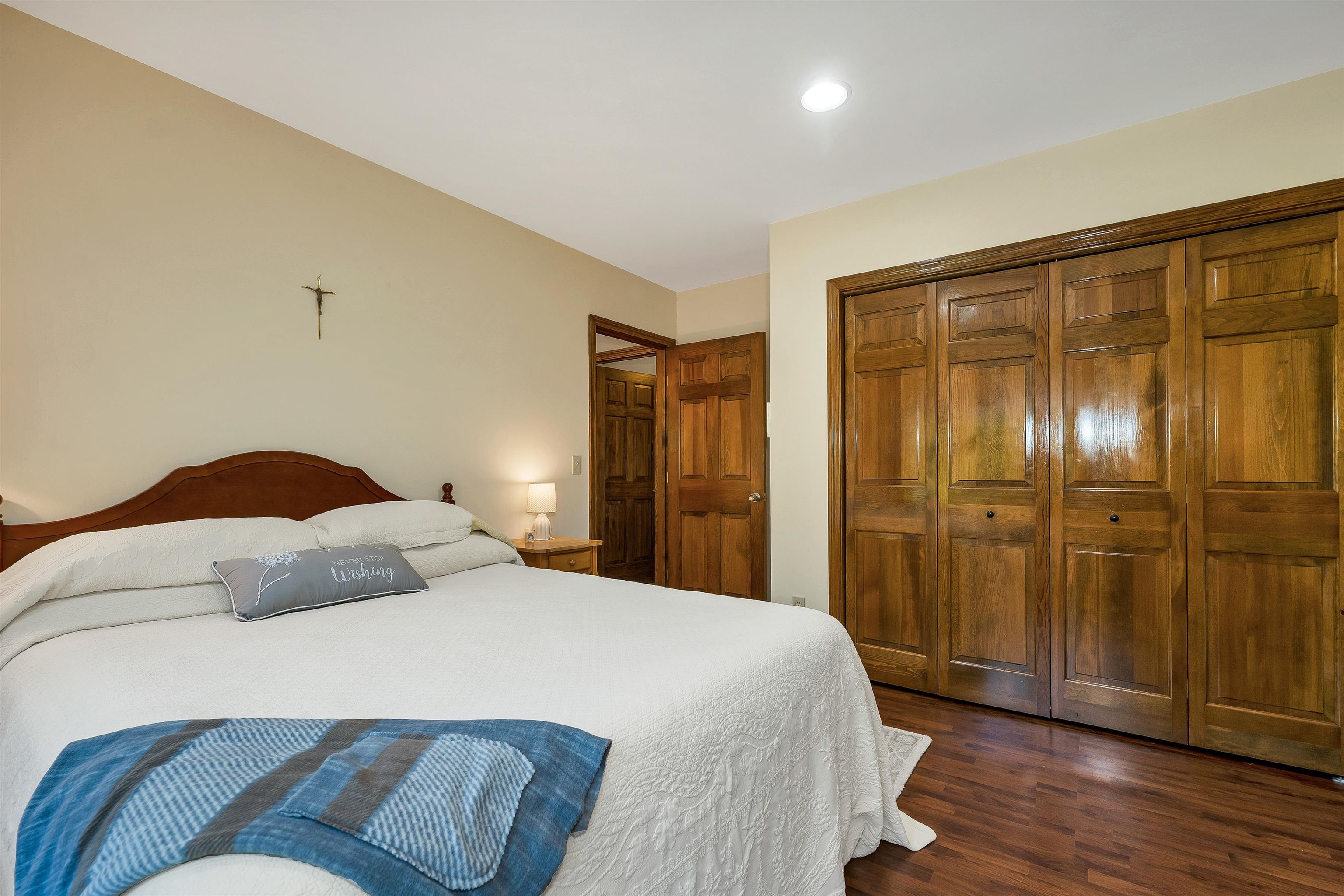 143 Middle Road Property Photo 41