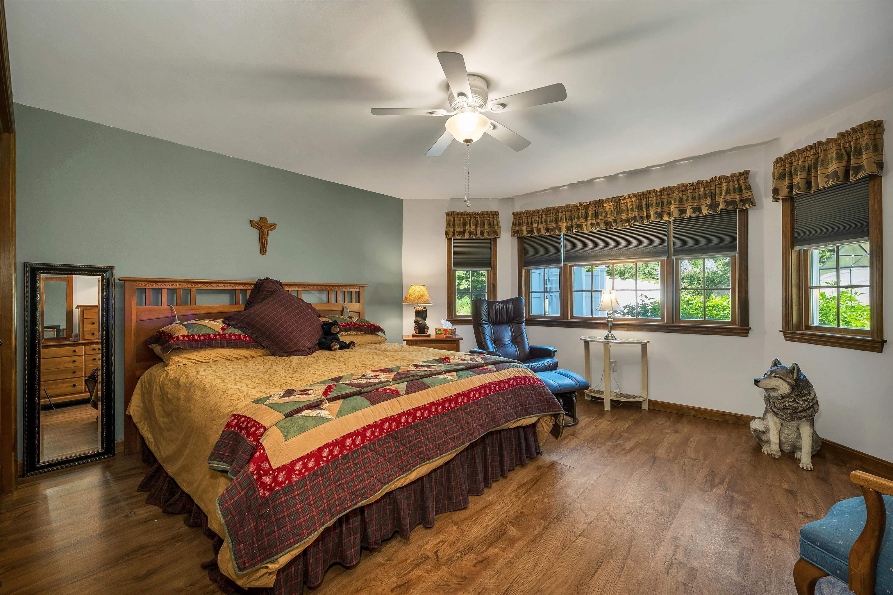 143 Middle Road Property Photo 51