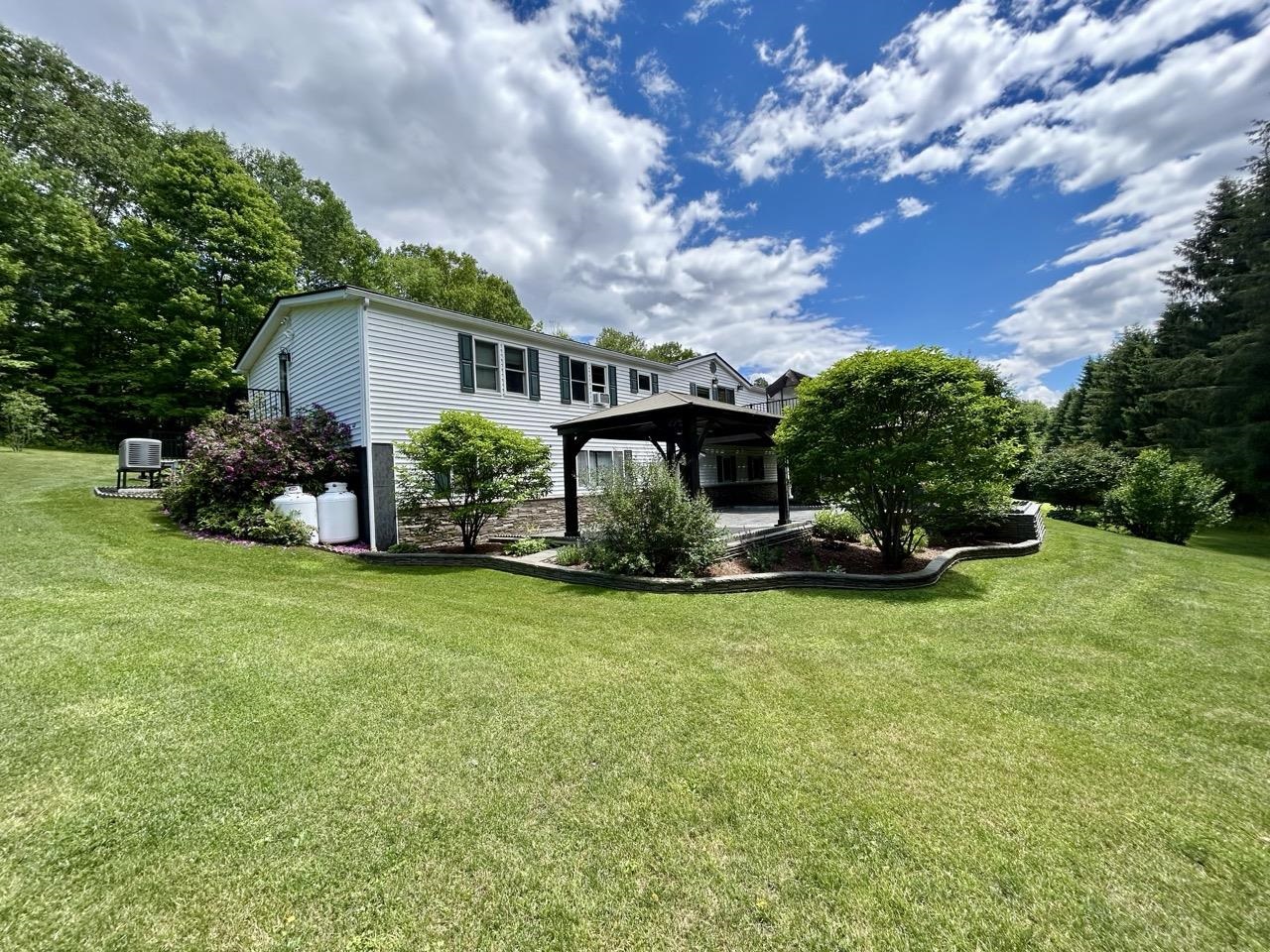 1019 Hebard Hill Road Property Photo 3