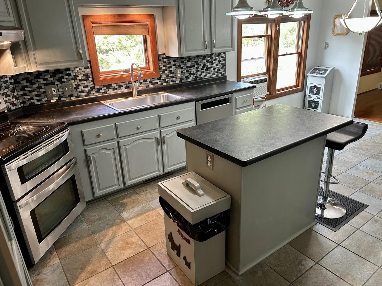 1019 Hebard Hill Road Property Photo 10