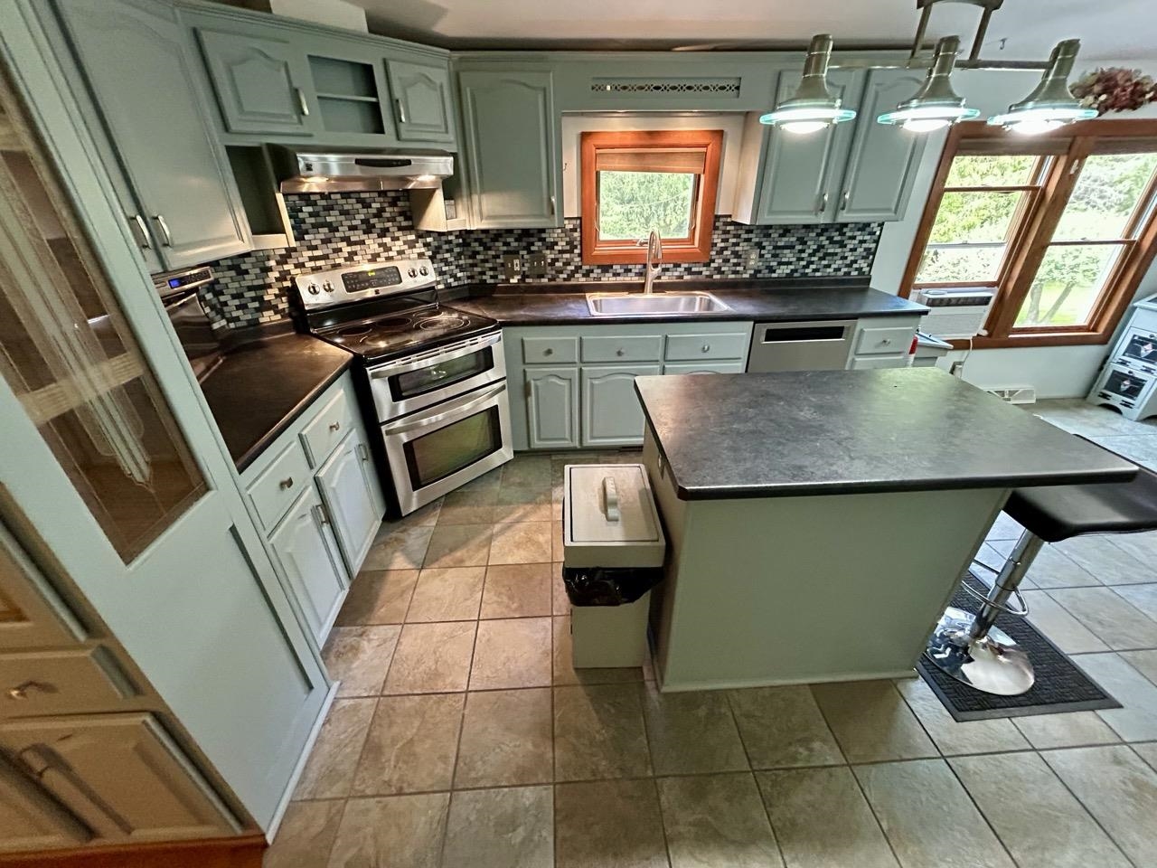1019 Hebard Hill Road Property Photo 13