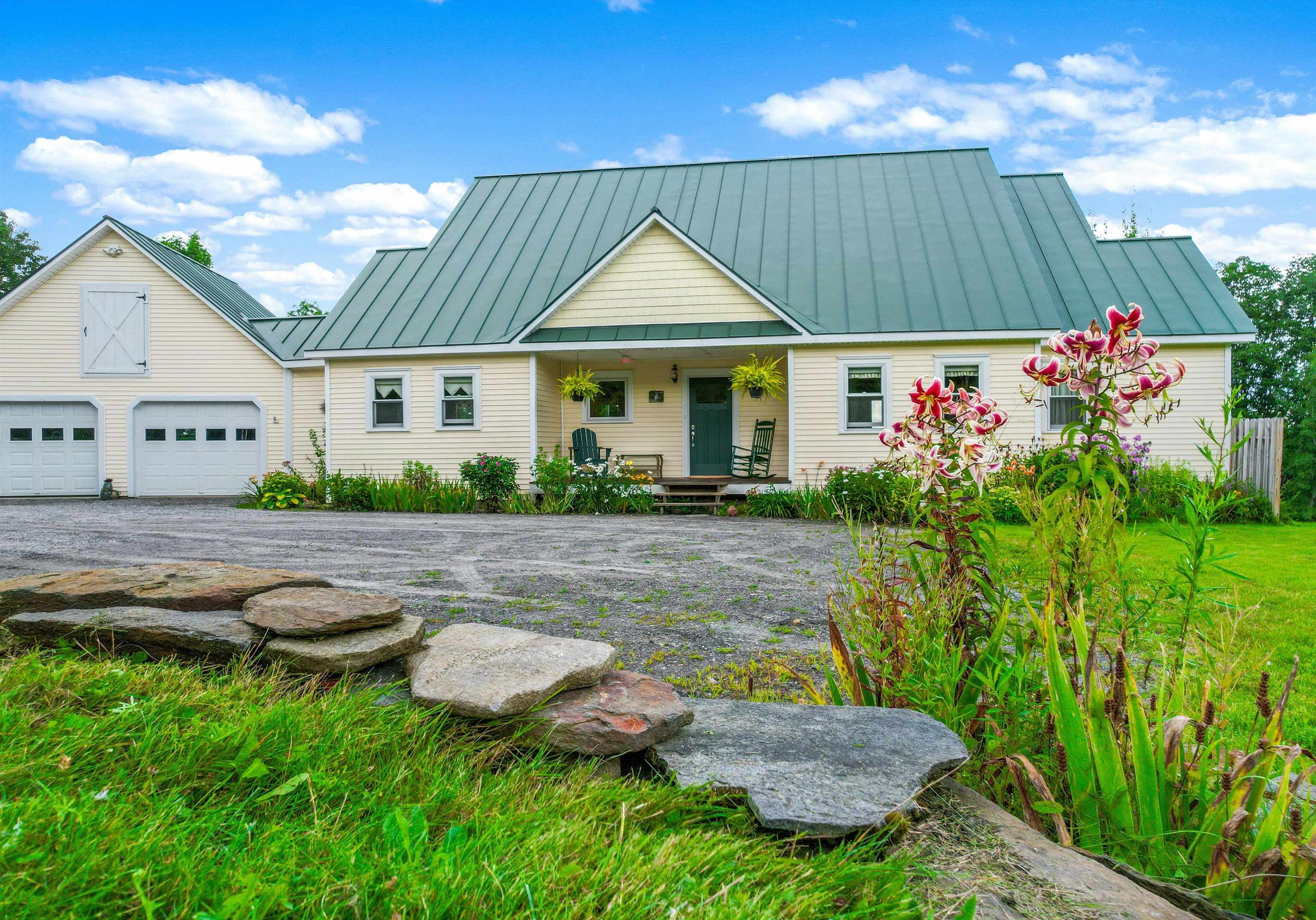 408 Dubray Road Property Photo 2