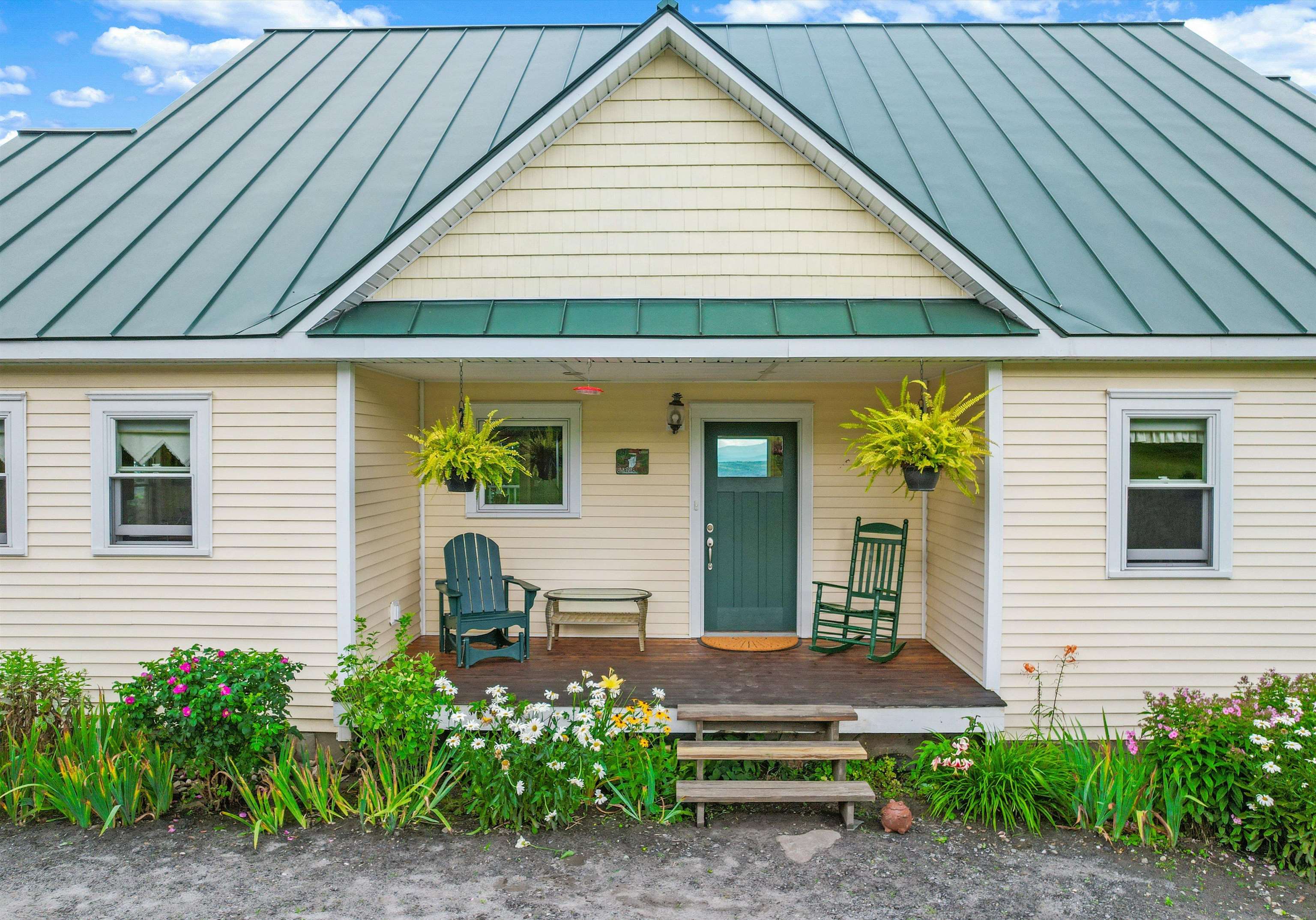 408 Dubray Road Property Photo 7