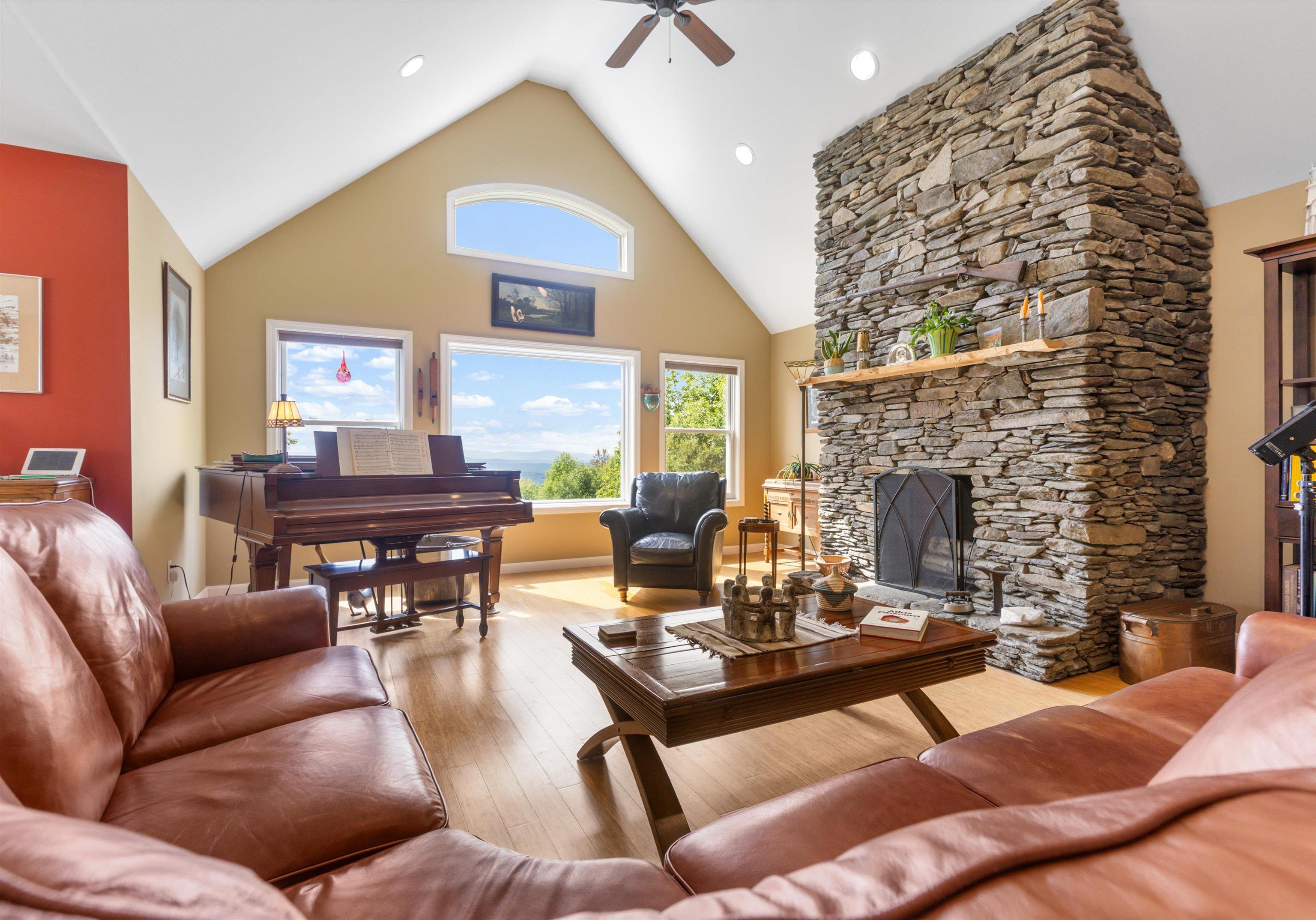 408 Dubray Road Property Photo 15
