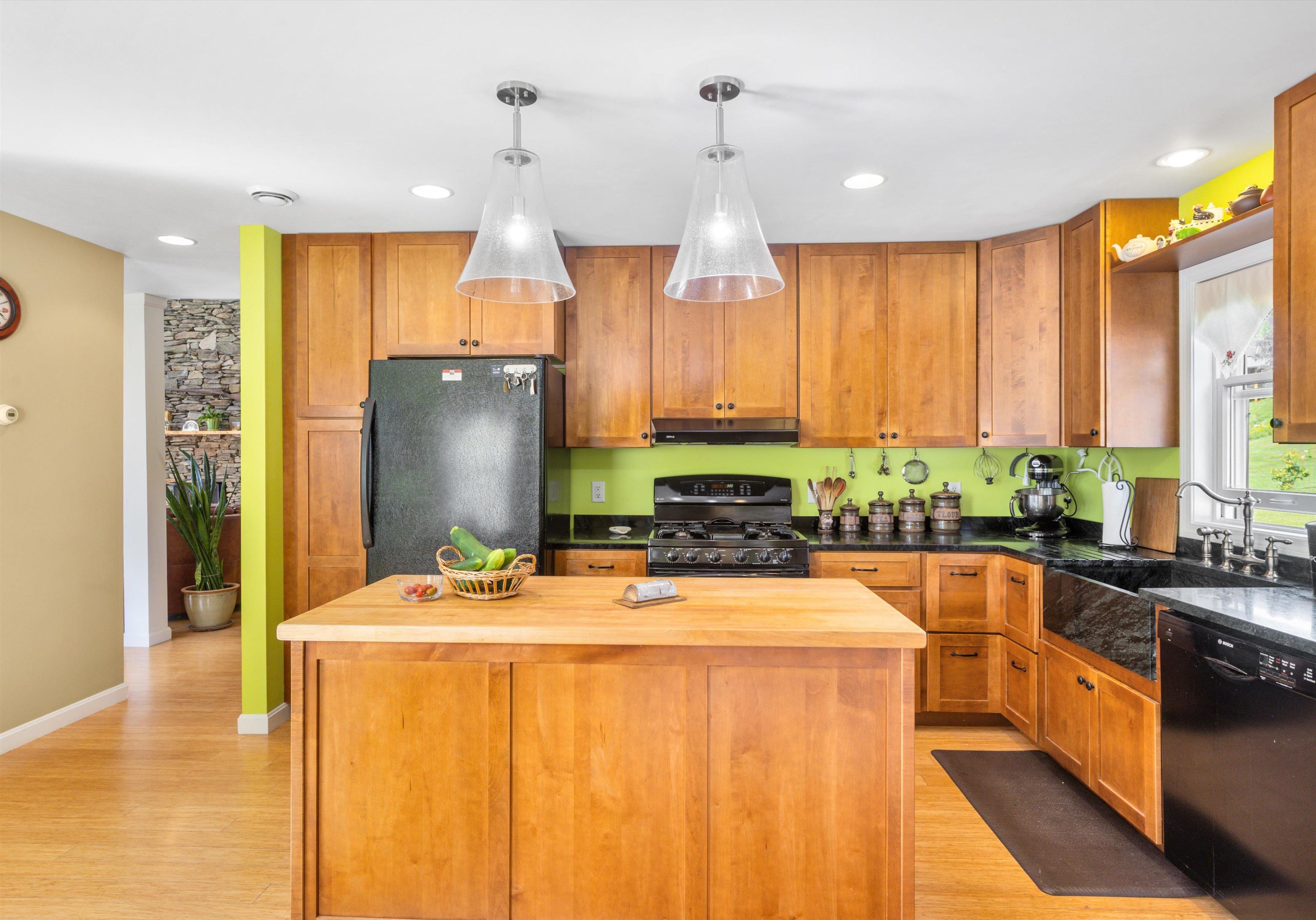 408 Dubray Road Property Photo 19
