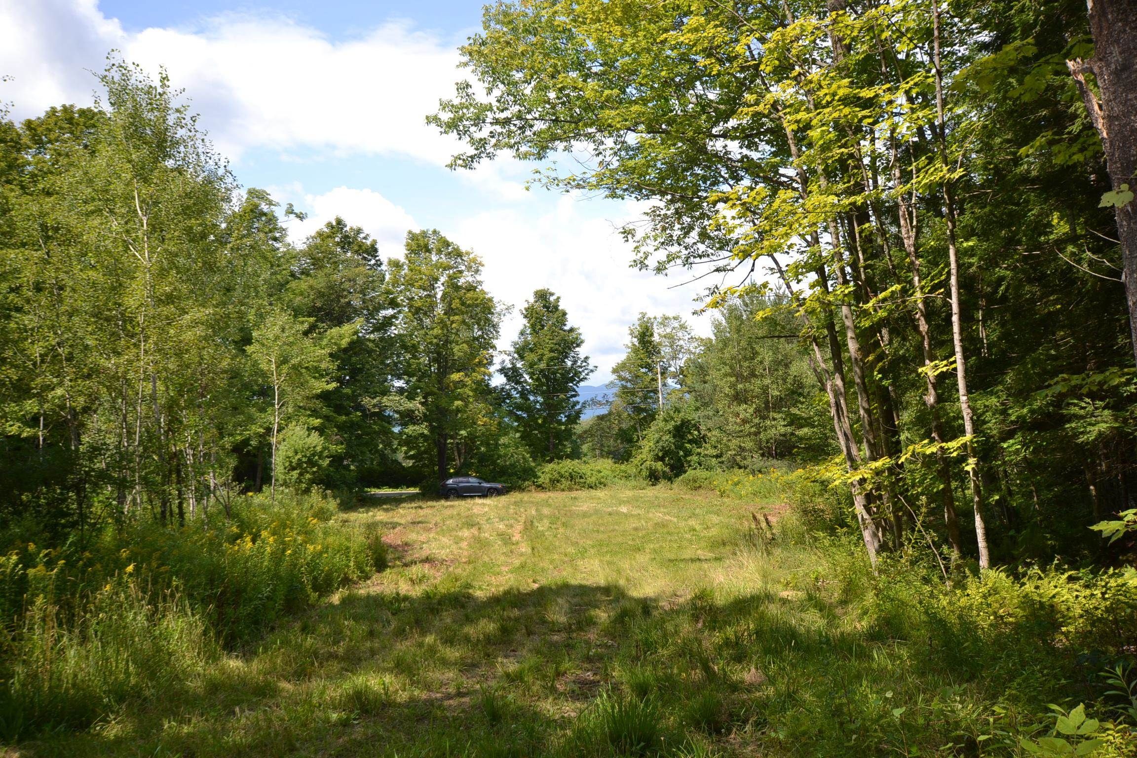 Sweet Road Property Photo 3