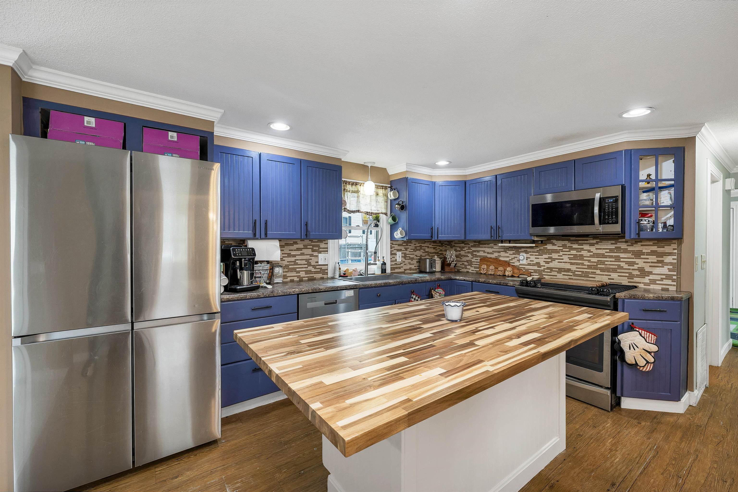 5 Bulova Drive Property Photo 3