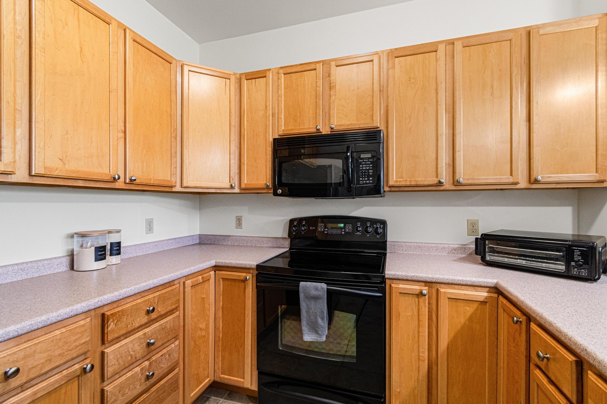 370 Farrell Street Property Photo 8
