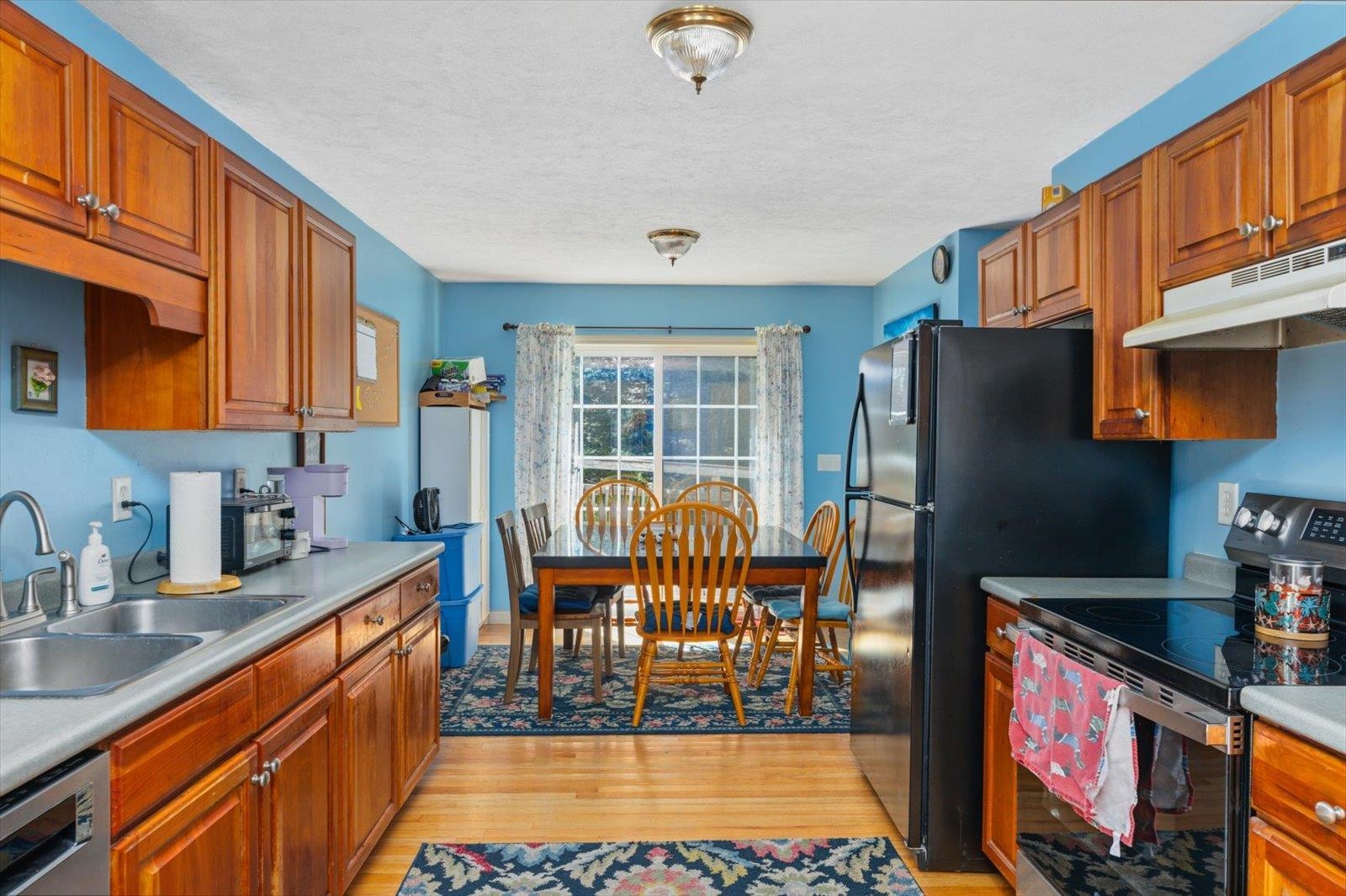 104 Squantum Road Property Photo 1