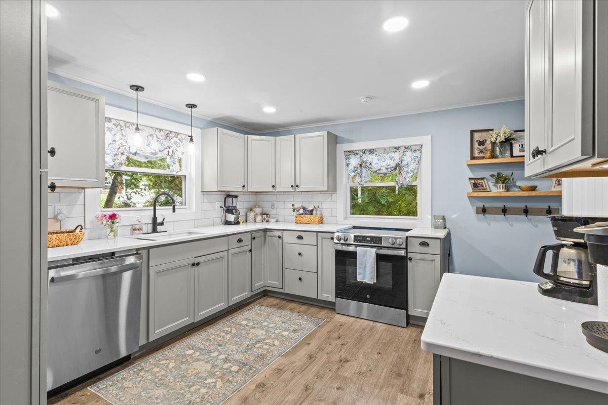 6 Edgewood Avenue Property Photo 3