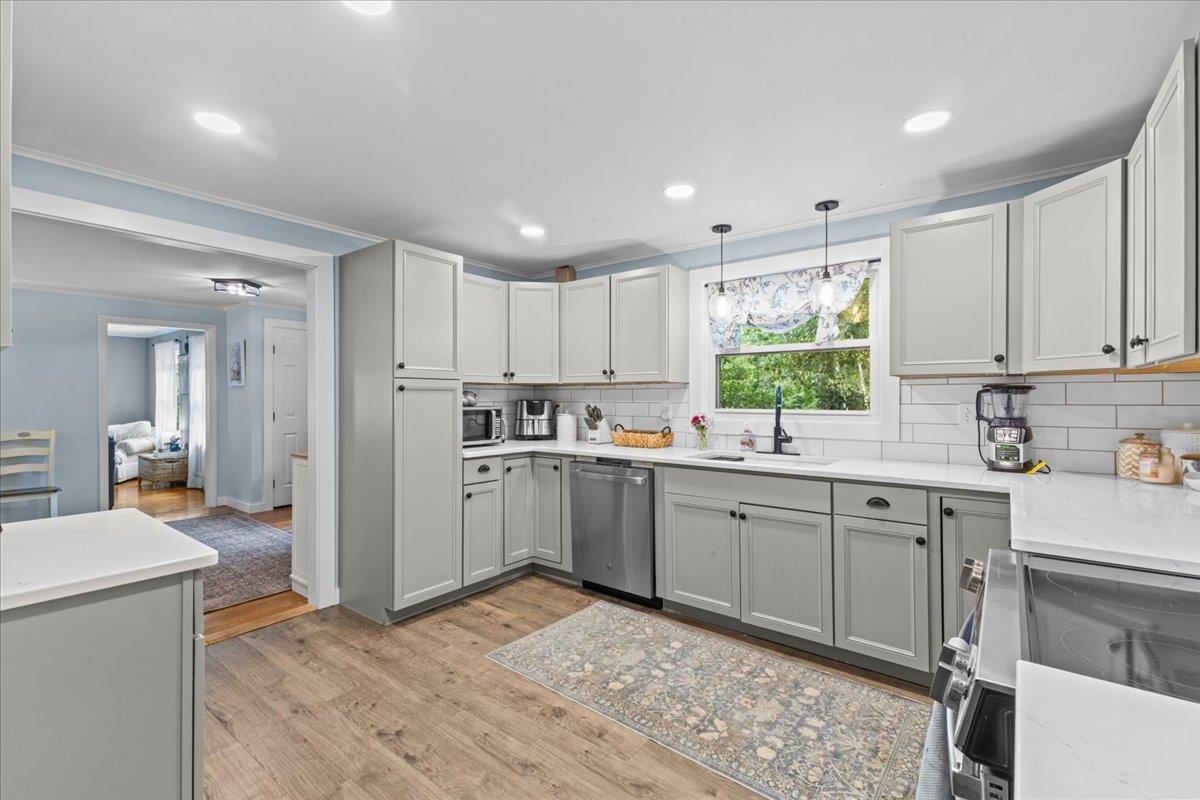 6 Edgewood Avenue Property Photo 6