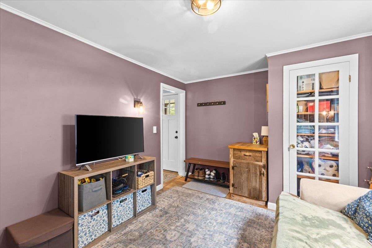 6 Edgewood Avenue Property Photo 18