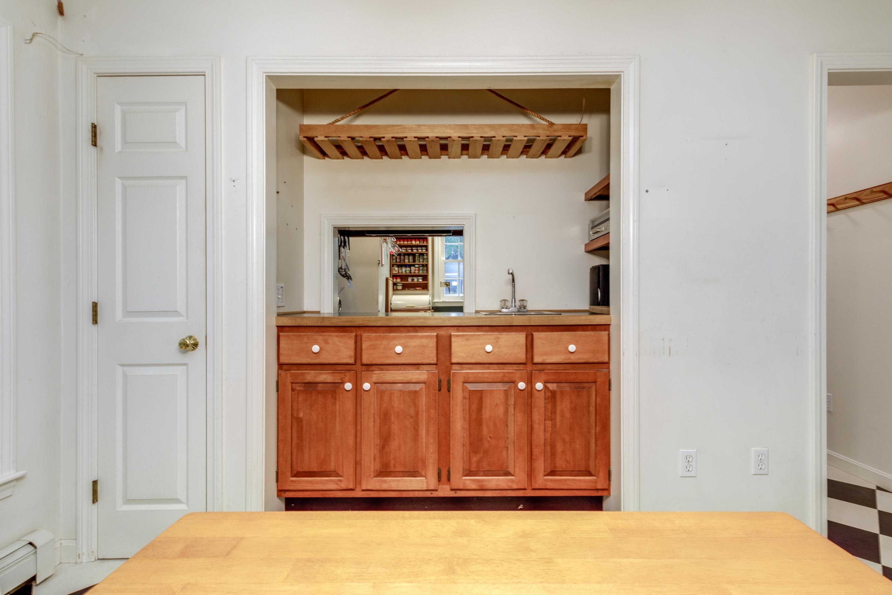 616 Tyler Road Property Photo 10