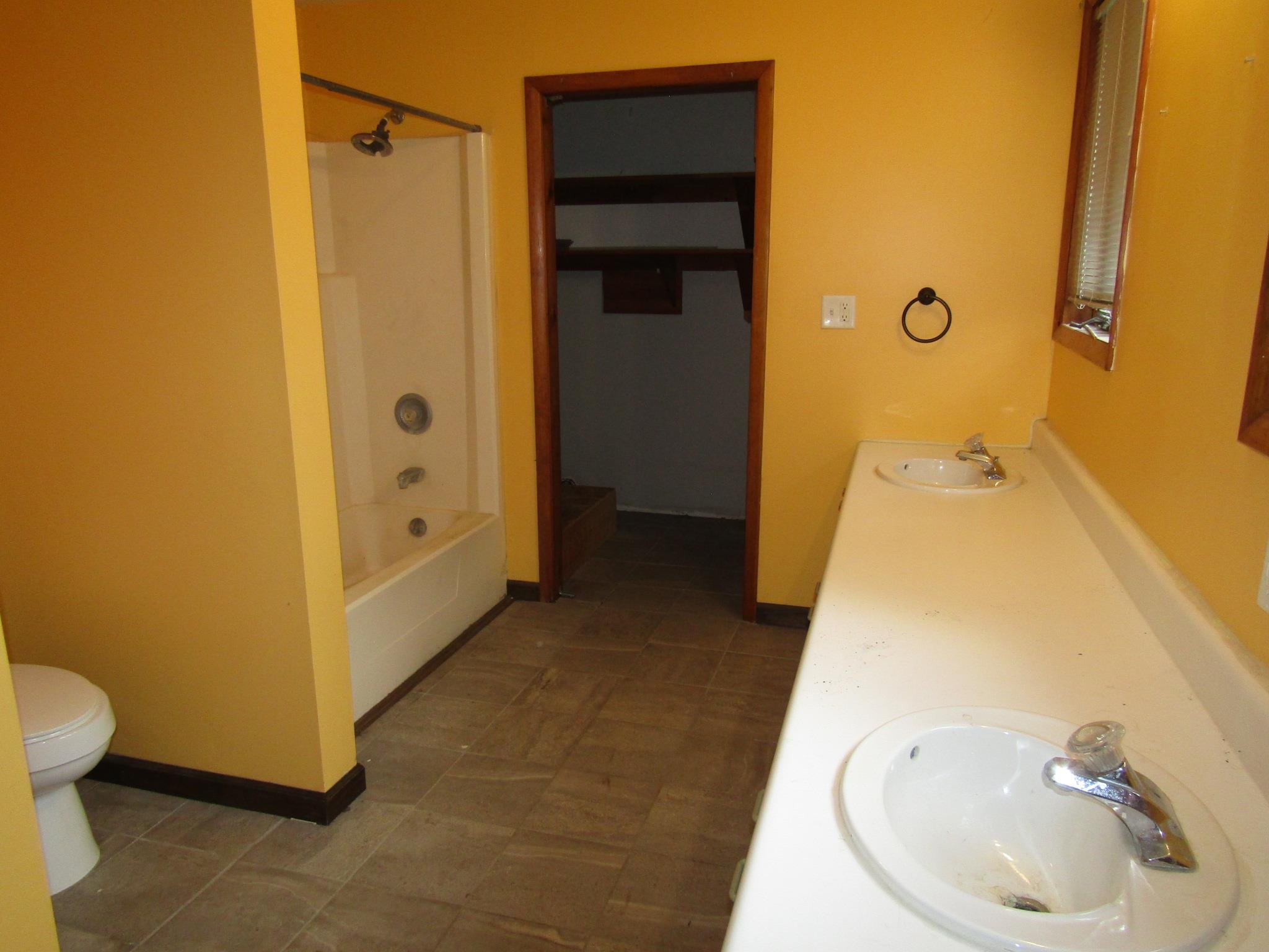416 Lakewood Drive Property Photo 45