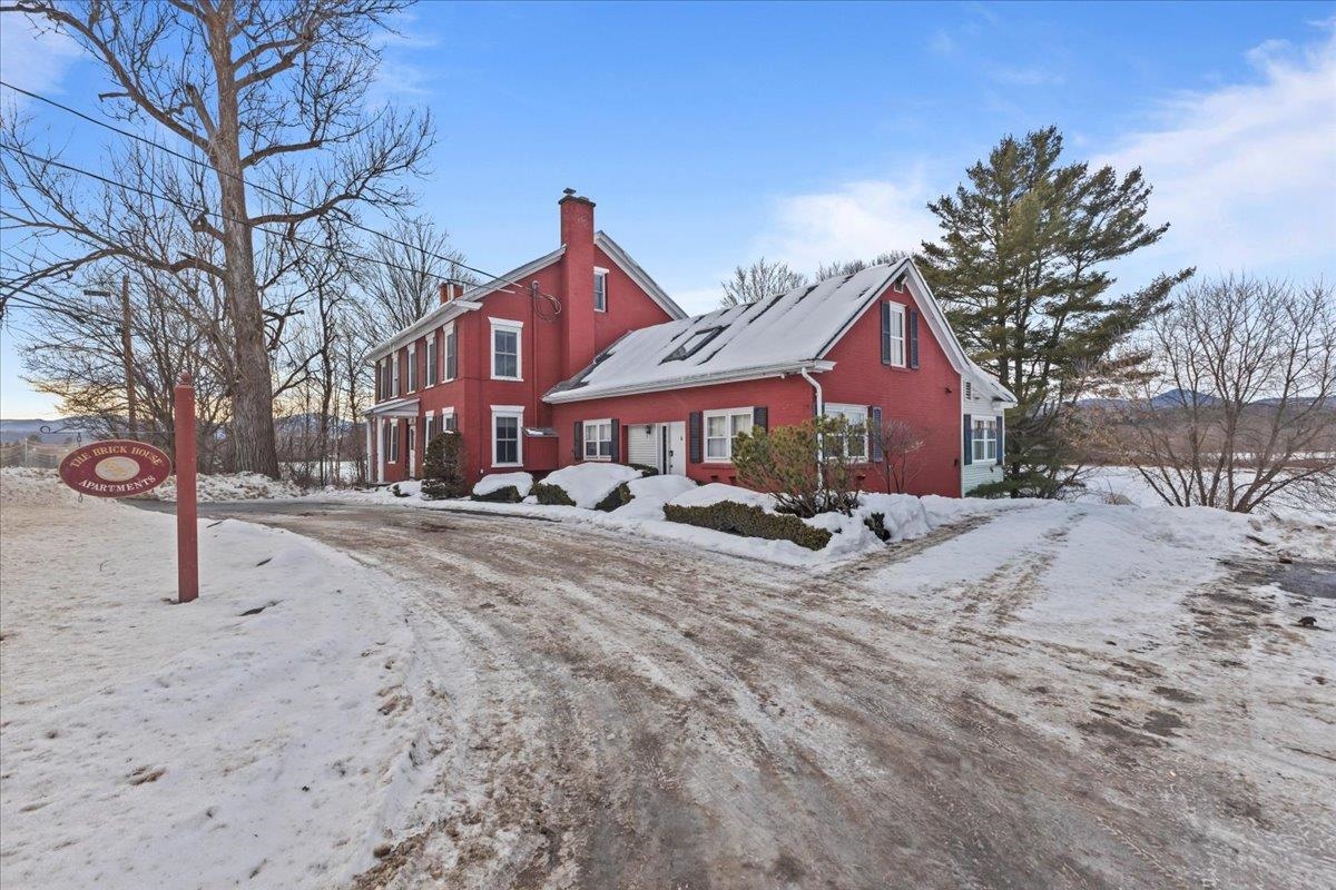 2233 Pucker Street Property Photo 2