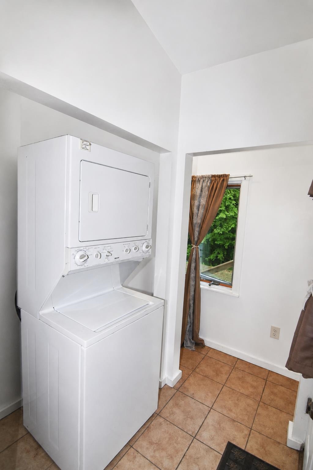 7 Ezra Stone Road Property Photo 26