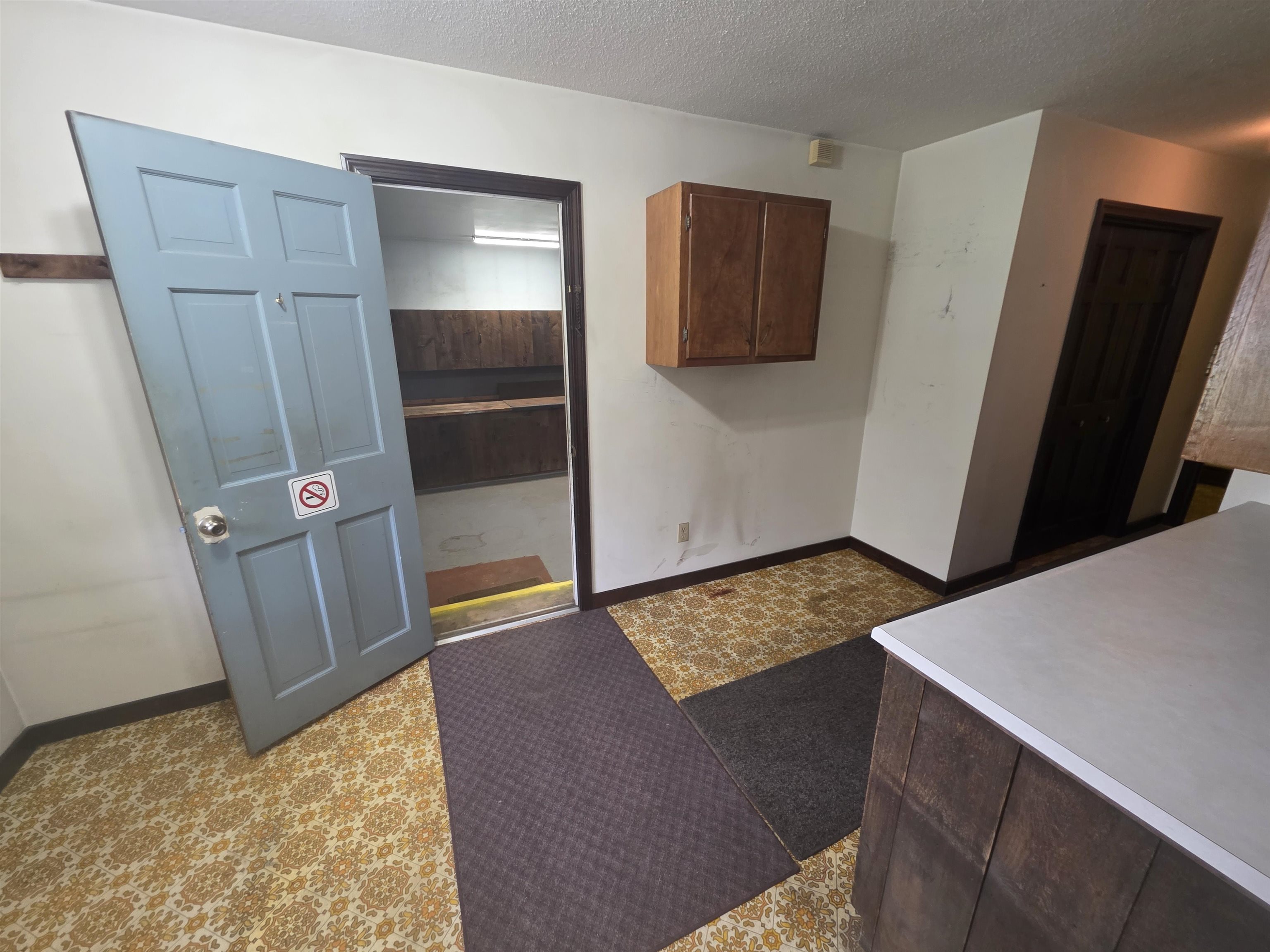 85 Carleton Boulevard Property Photo 5