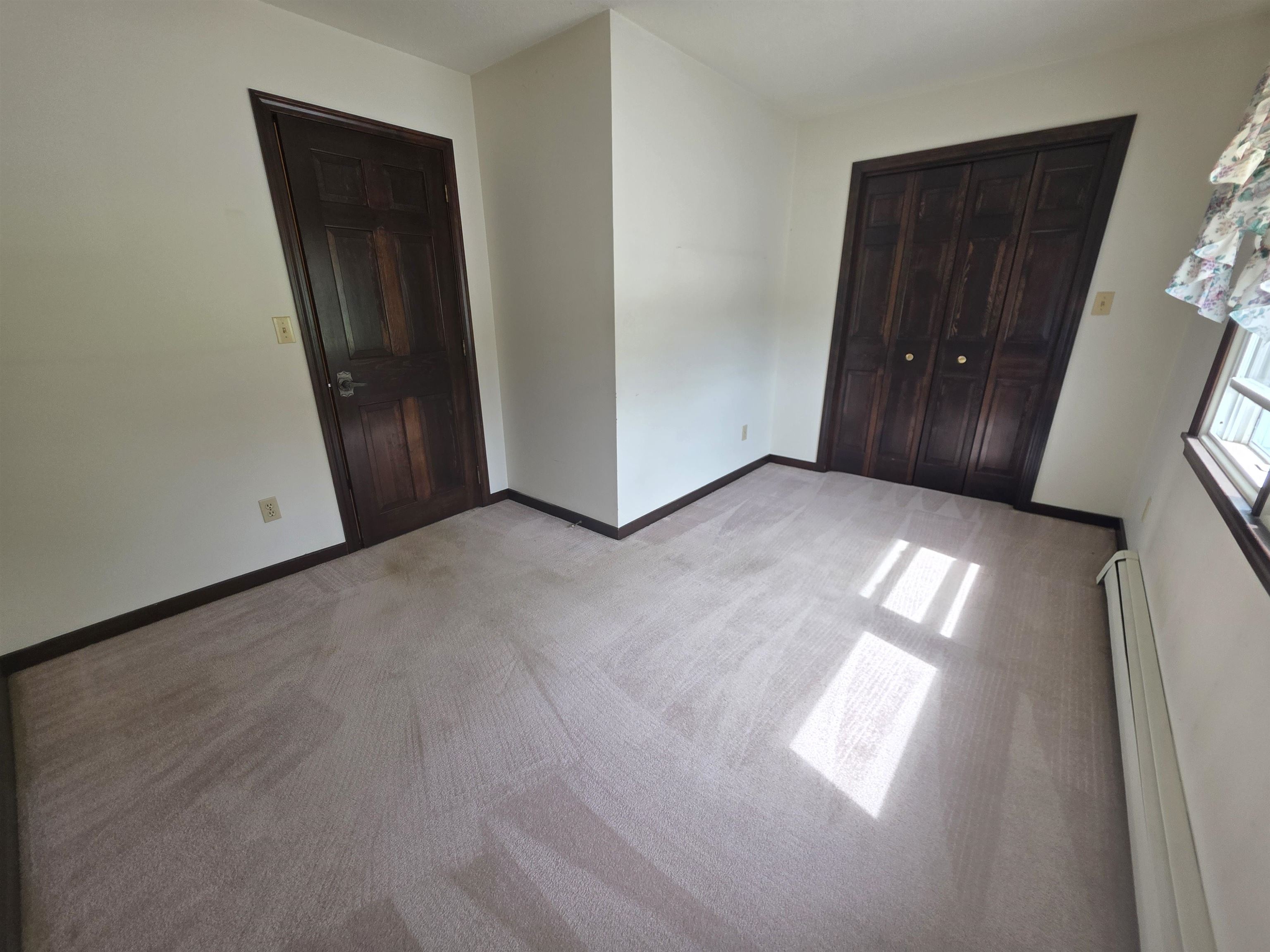 85 Carleton Boulevard Property Photo 19