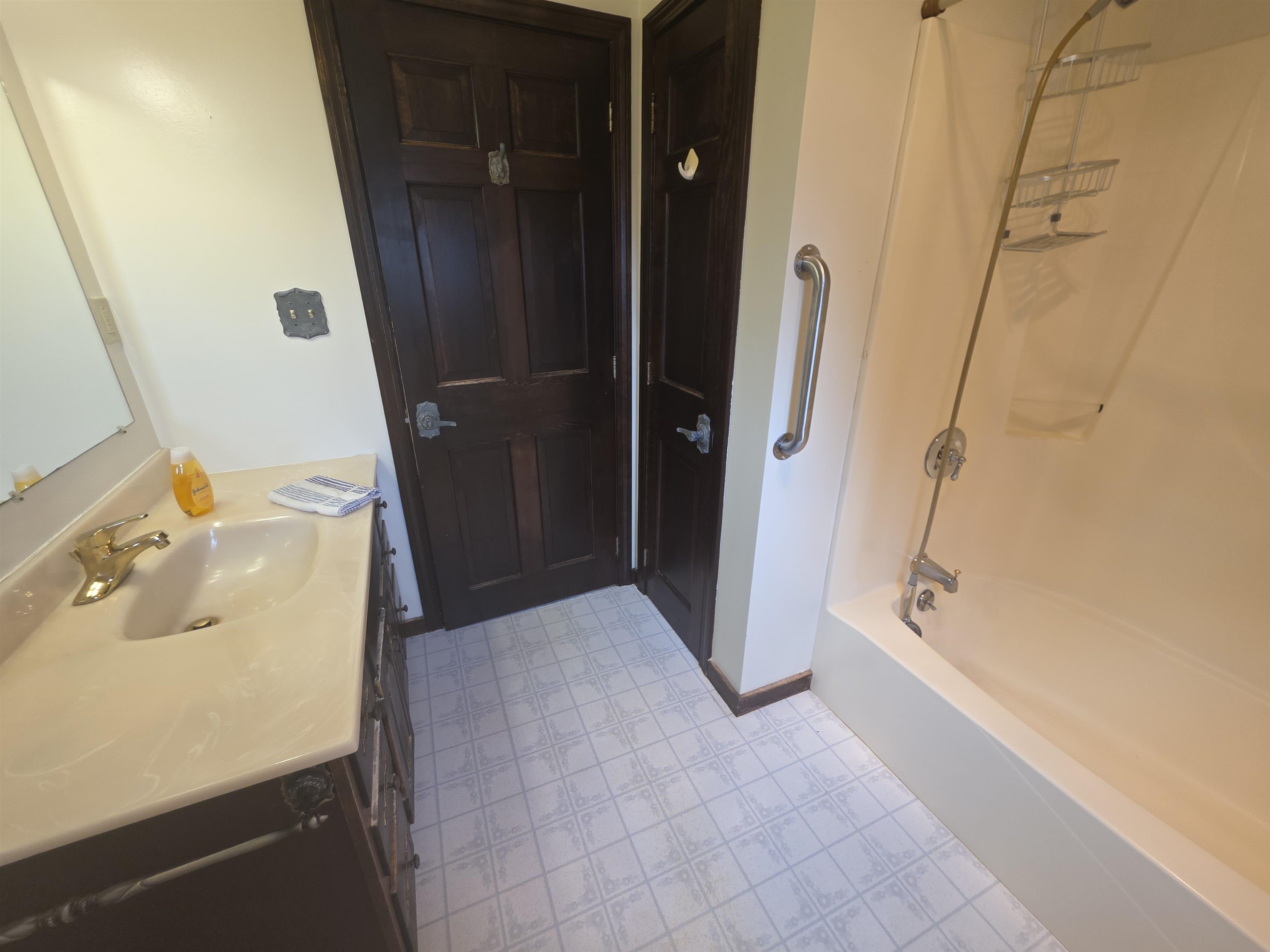 85 Carleton Boulevard Property Photo 25