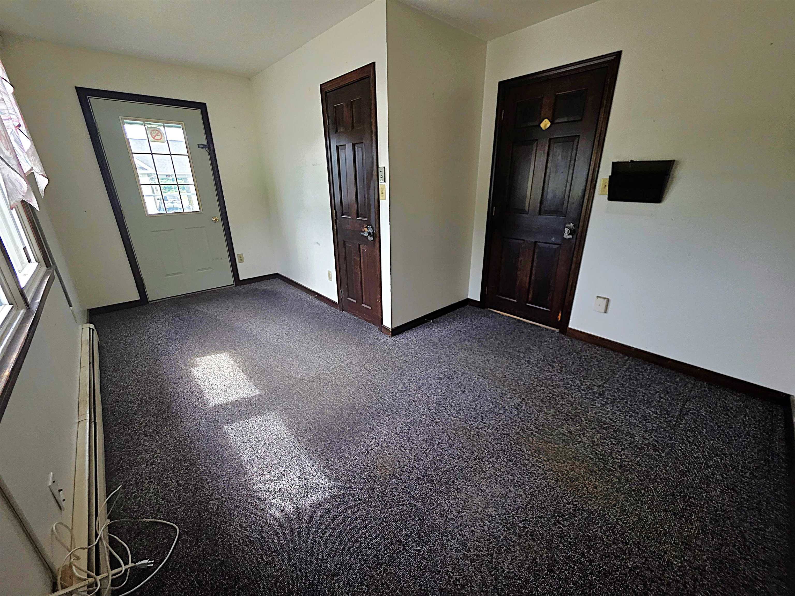 85 Carleton Boulevard Property Photo 27