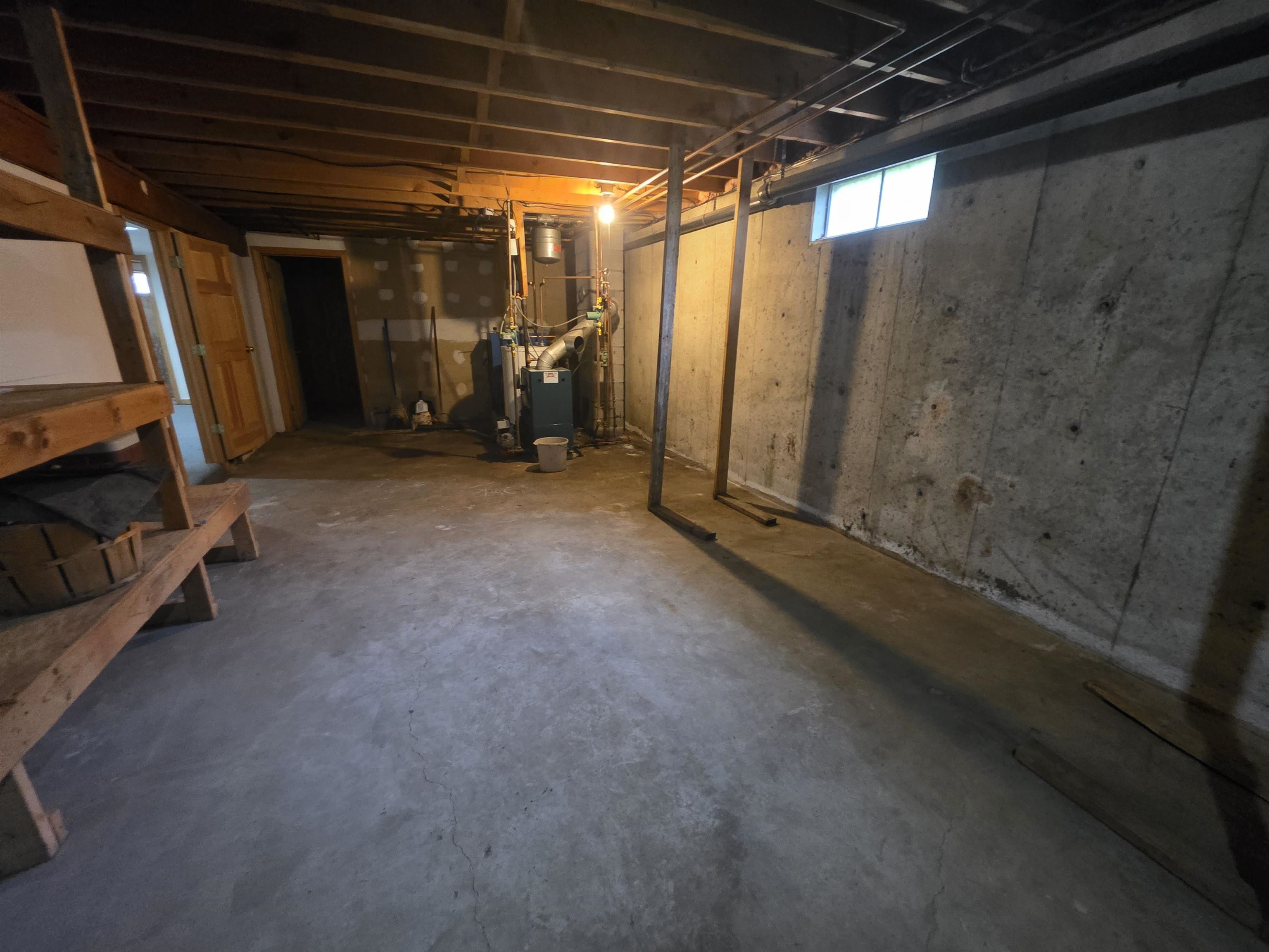 85 Carleton Boulevard Property Photo 38
