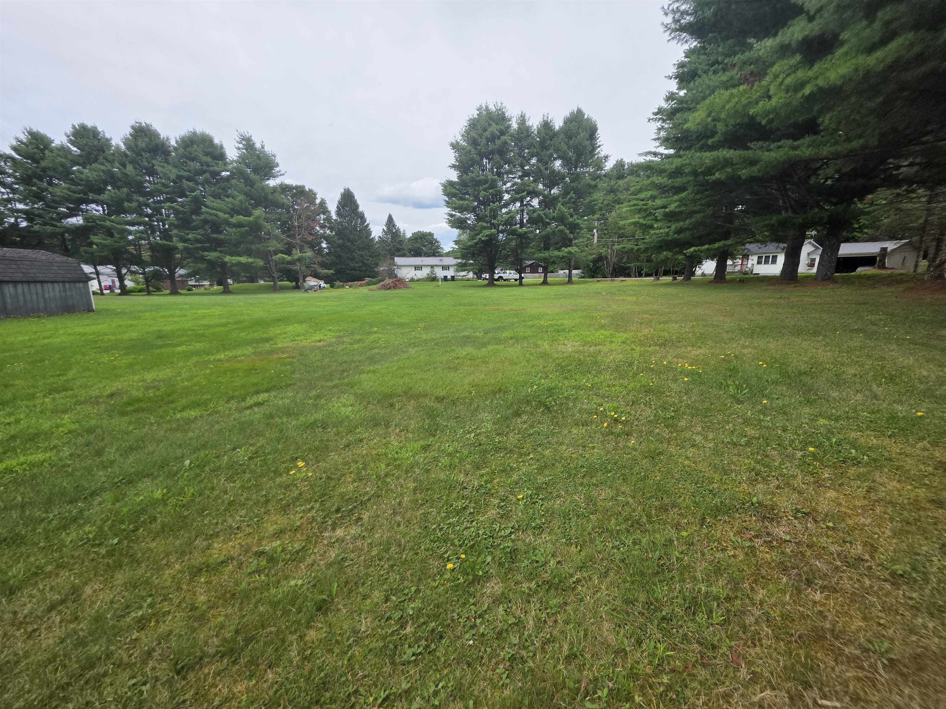 85 Carleton Boulevard Property Photo 43