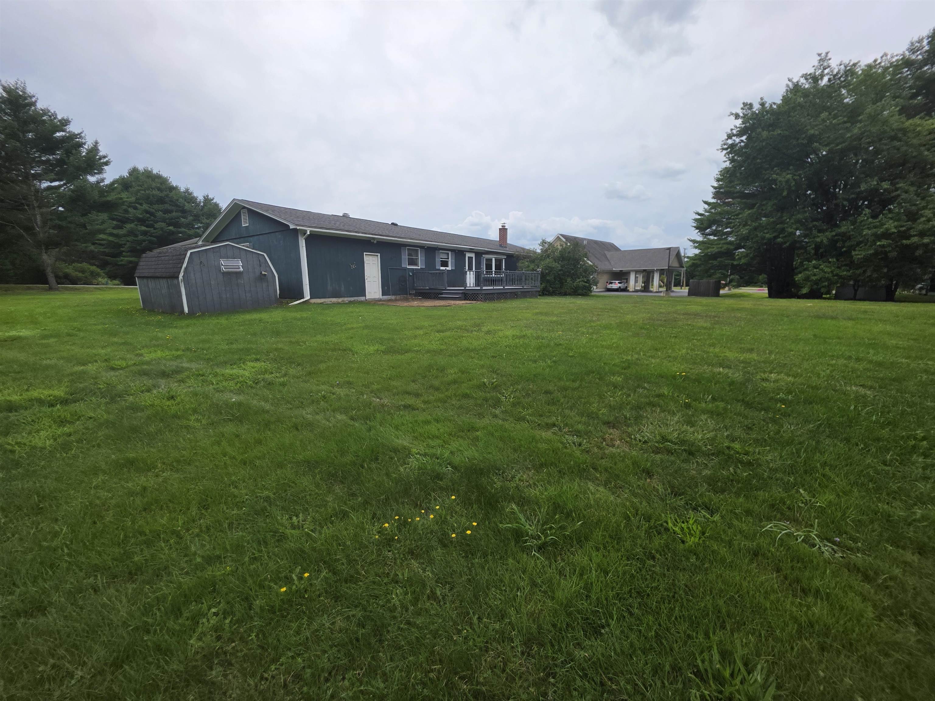 85 Carleton Boulevard Property Photo 47