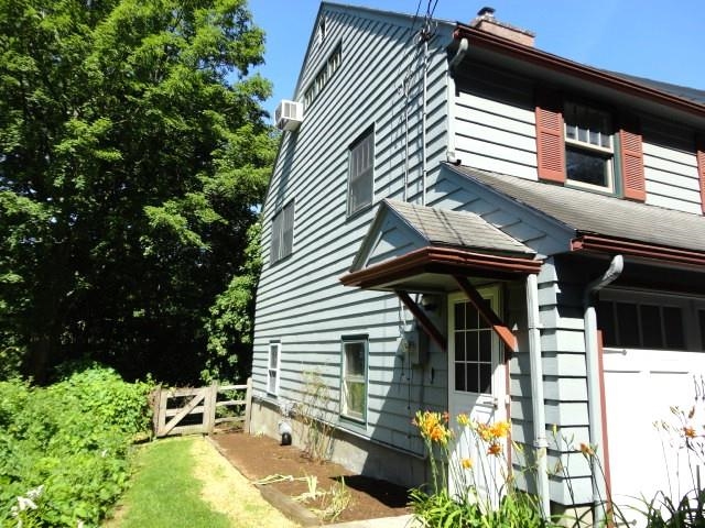 95 Crescent Road Property Photo 6