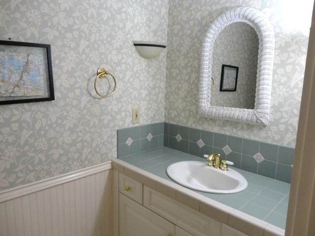 95 Crescent Road Property Photo 13