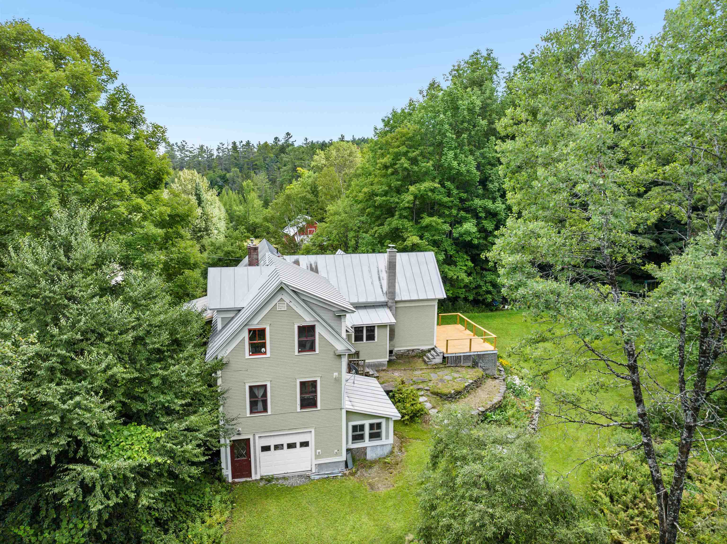 711 Scribner Road Property Photo 6
