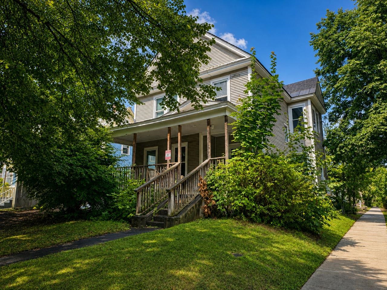 100 Buell Street Property Photo 1